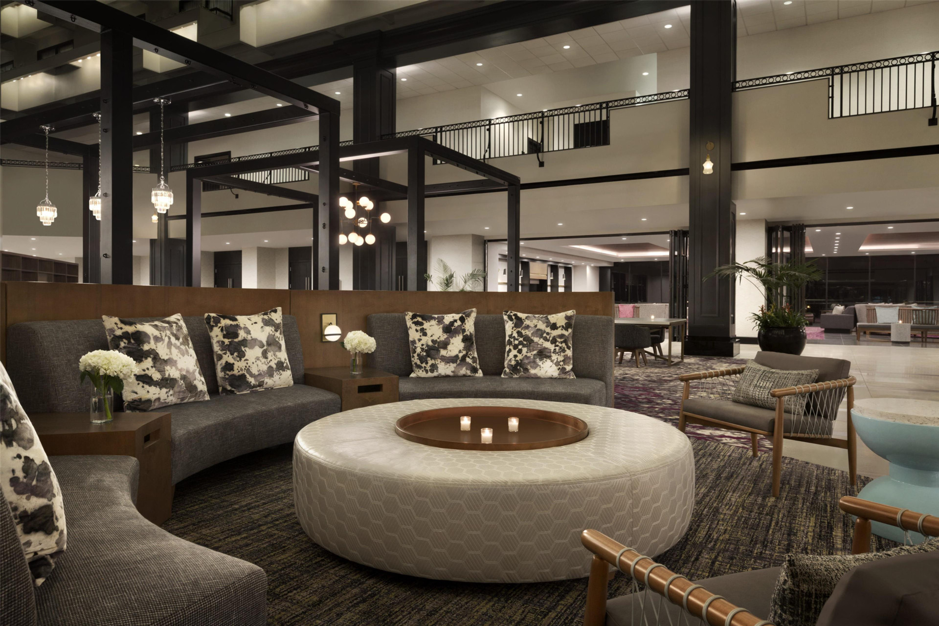 Vista Lobby Hyatt Regency Savannah