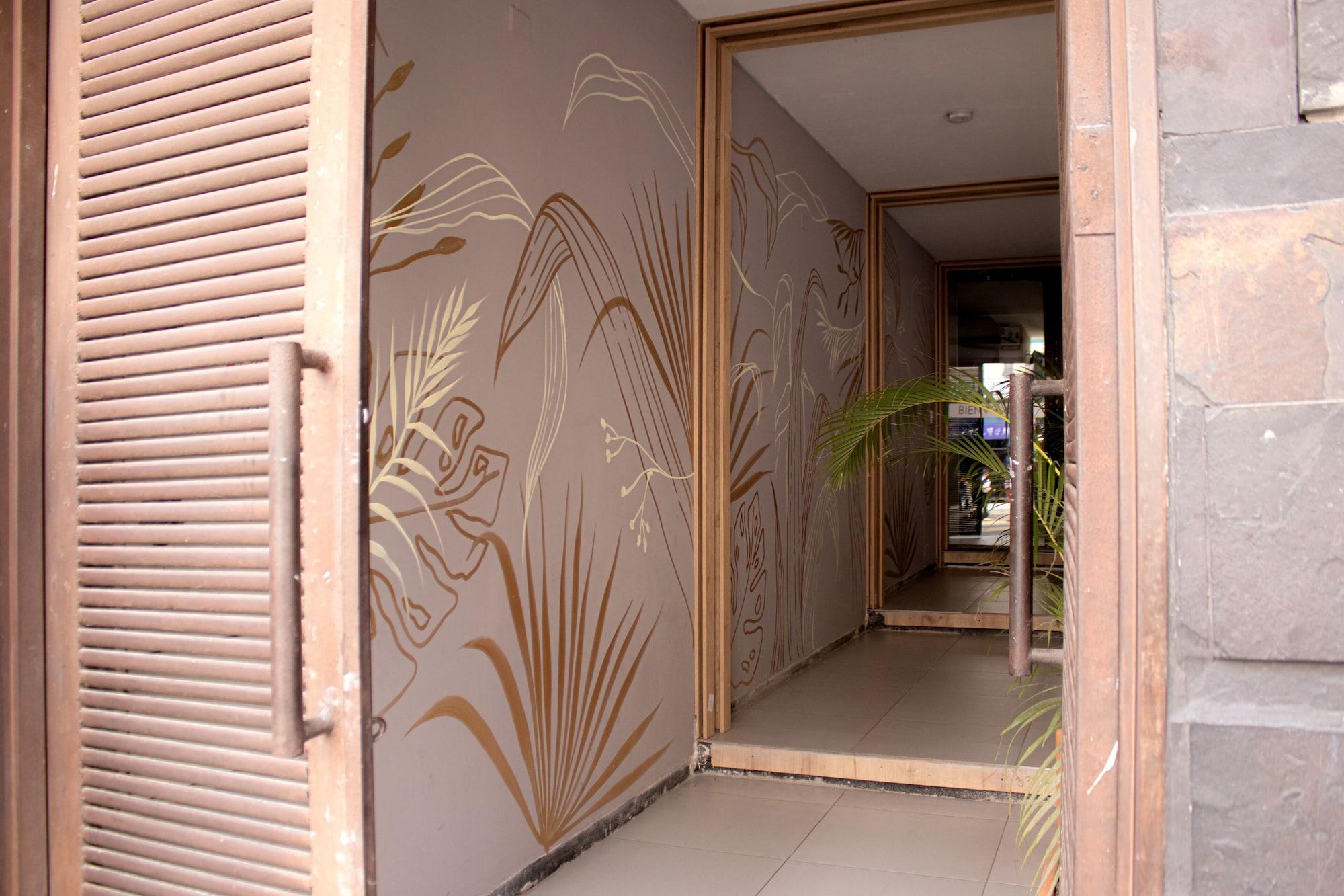 Vista Exterior Hotel Natural