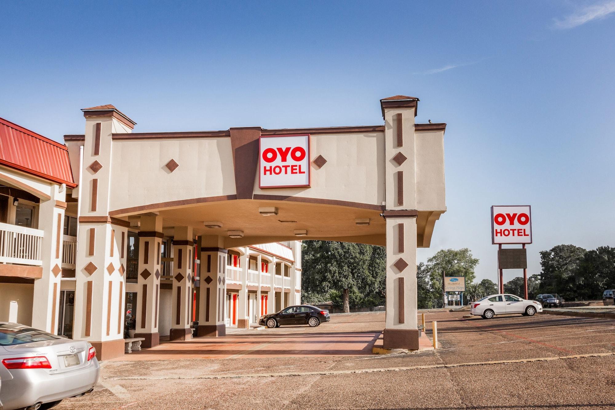 Vista Exterior OYO Hotel Tyler Northwest Mineola Hwy