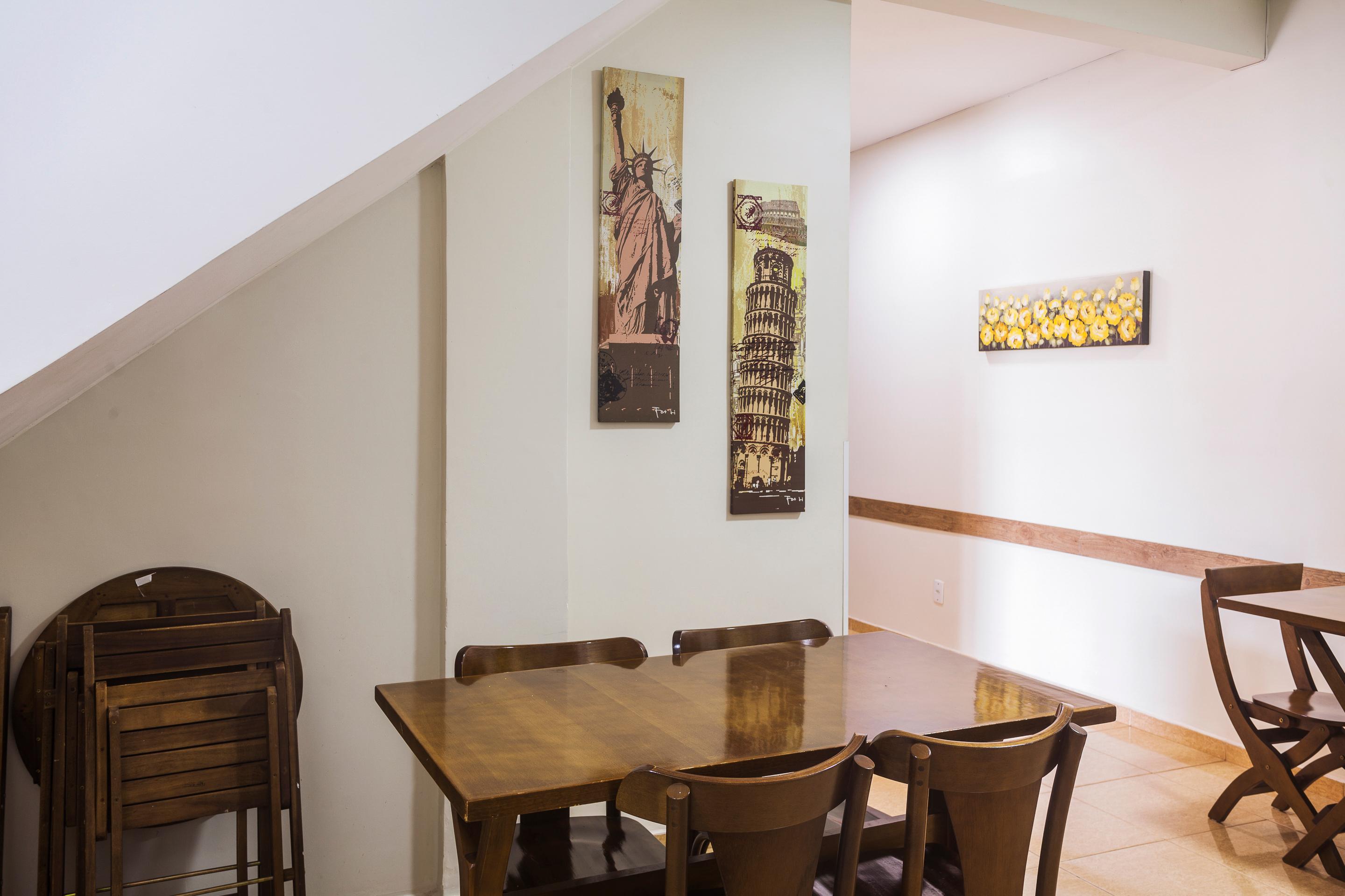 Restaurant OYO Hotel Brisa Tropical, Brasília