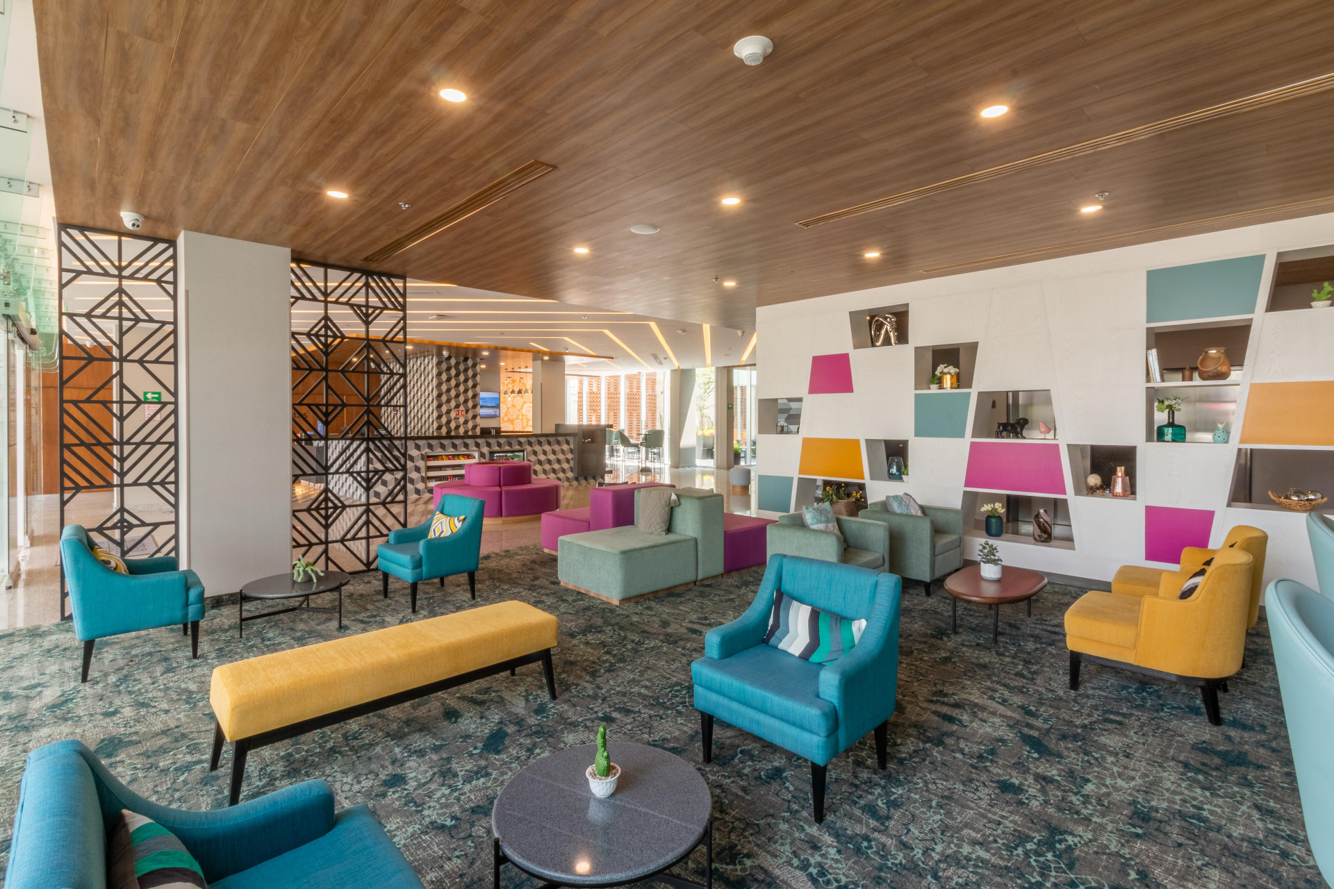 Vista Lobby Hampton by Hilton Aguascalientes Downtown