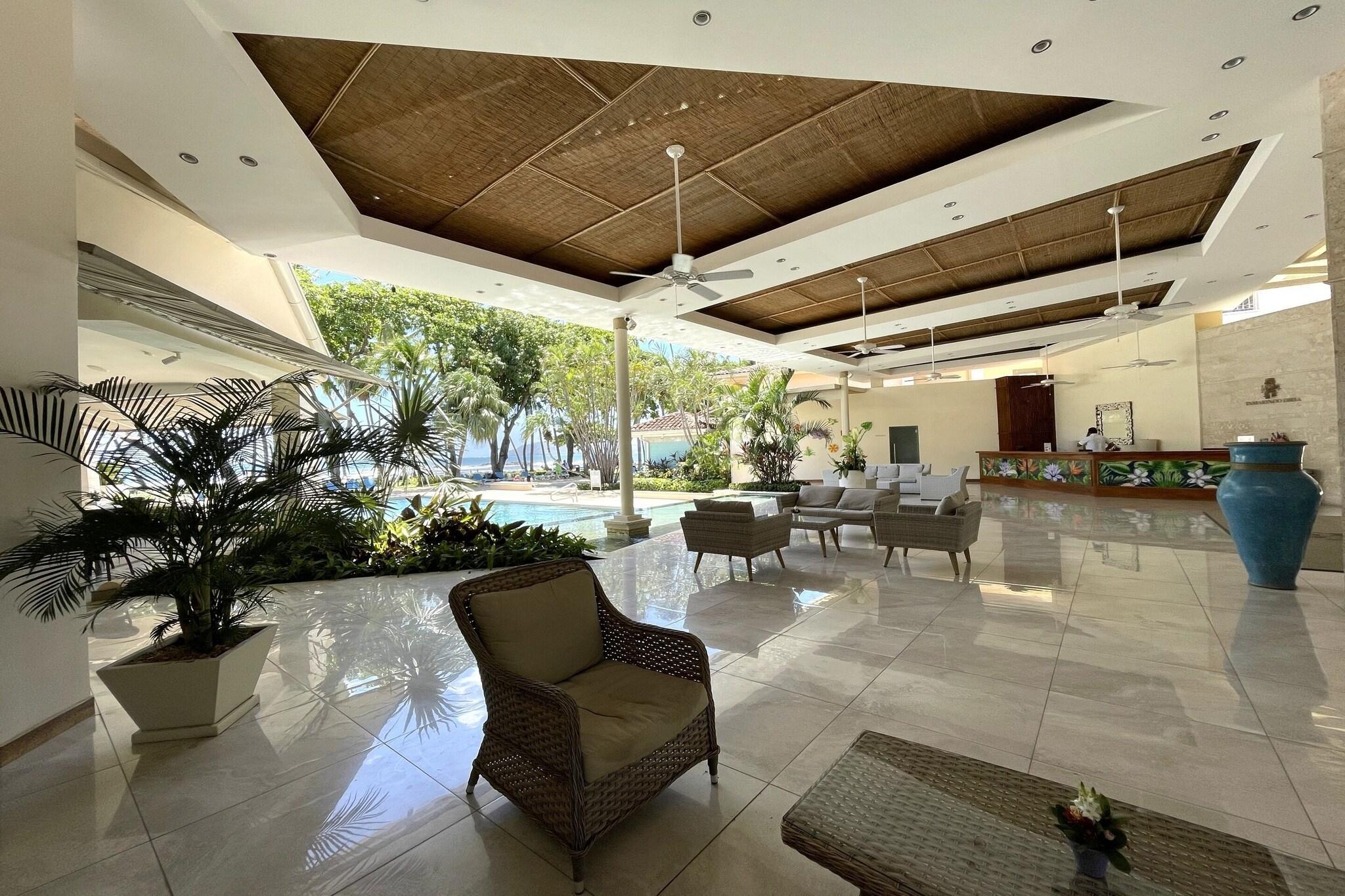 Vista Lobby Hotel Tamarindo Diria Beach Resort