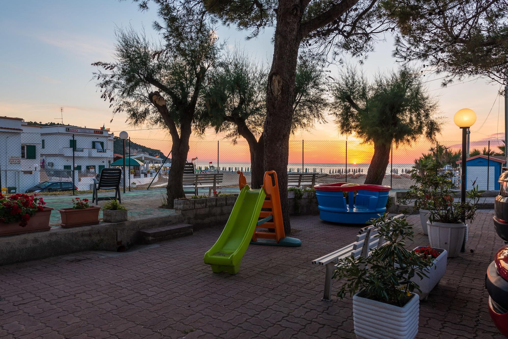Instalaciones Recreativas Albergo Villa a Mare