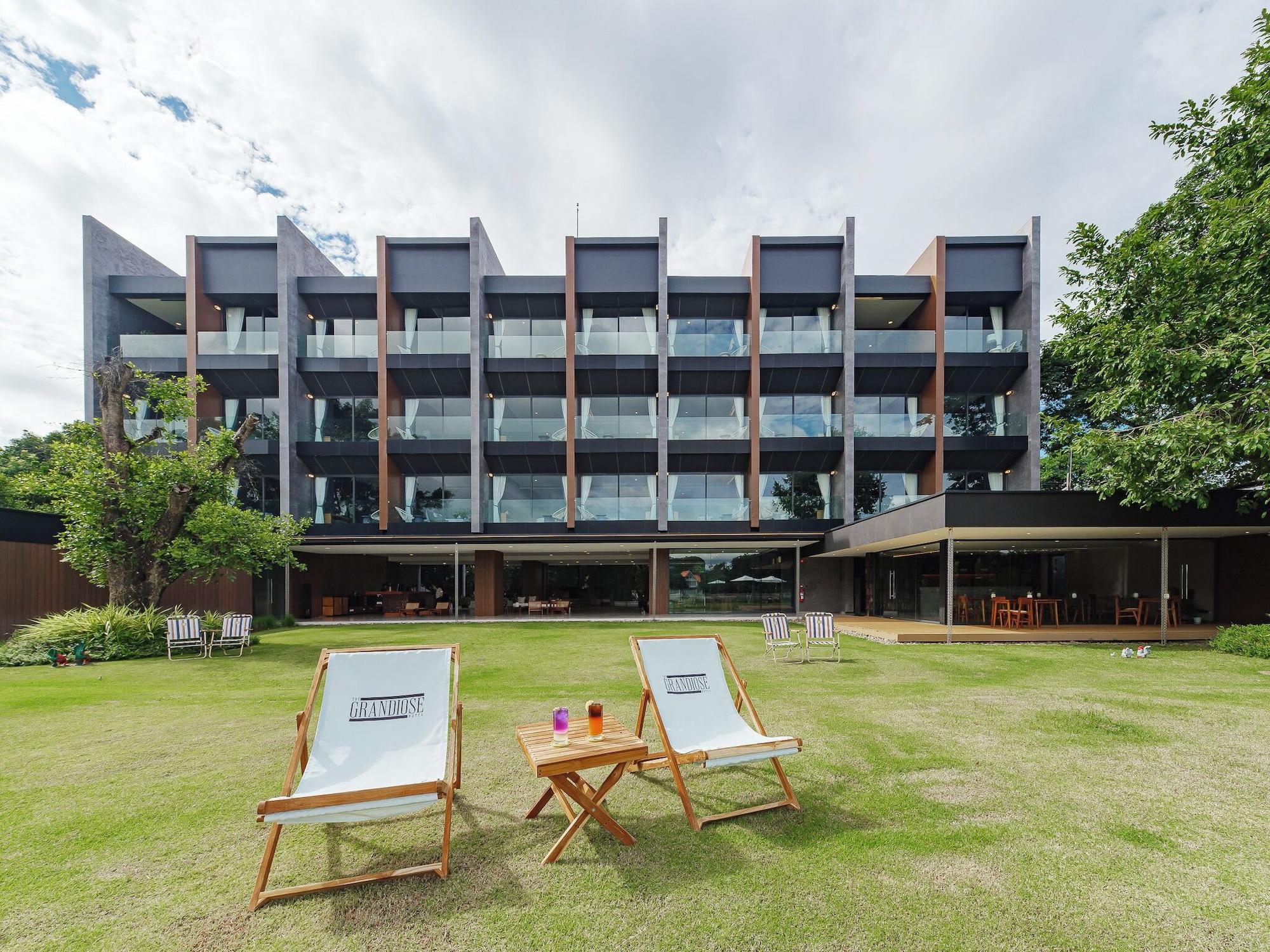 Varios The GRANDIOSE Hotel Chiang Rai