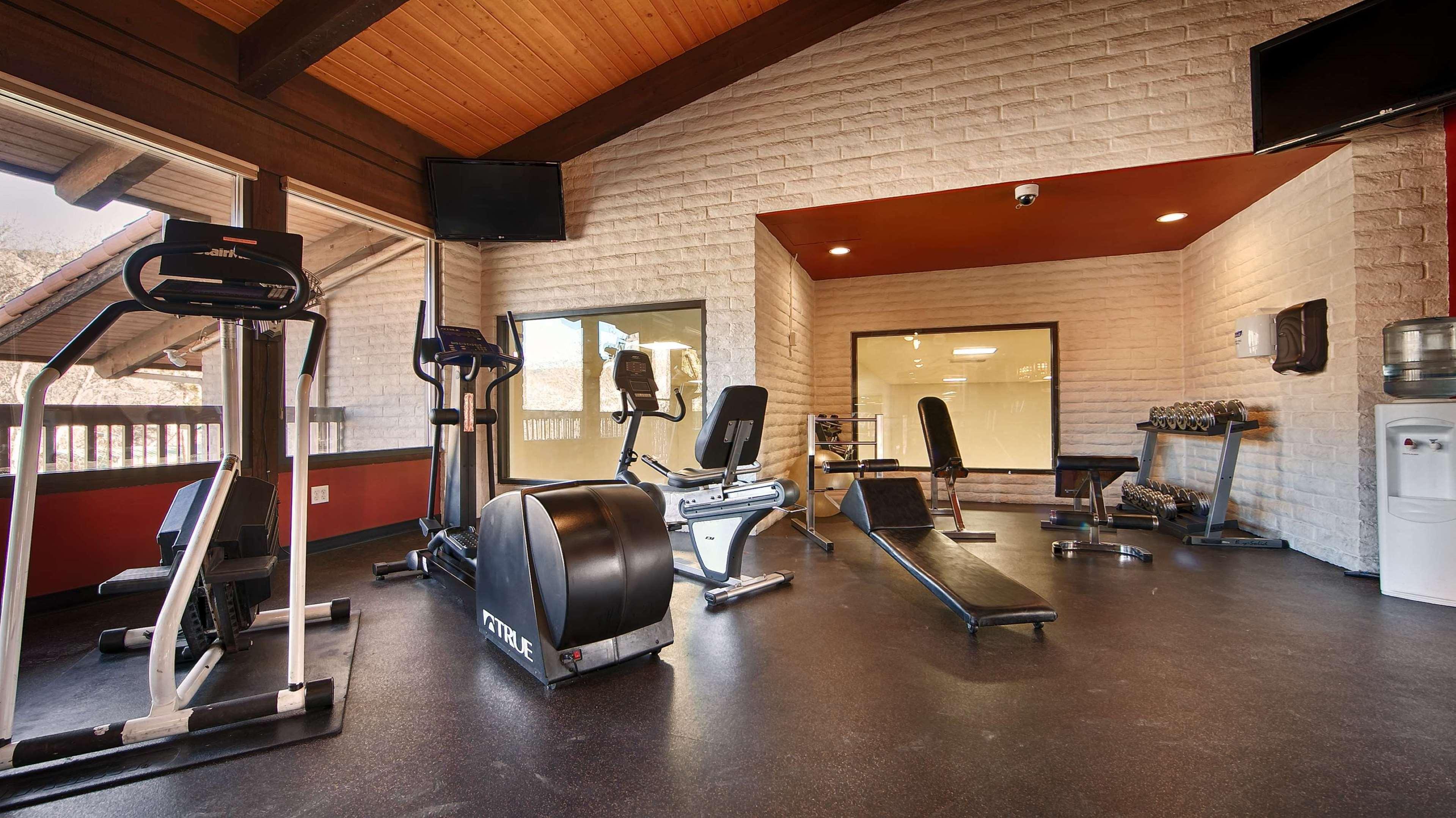 Gimnasio Best Western Plus Arroyo Roble Hotel & Creekside Villas
