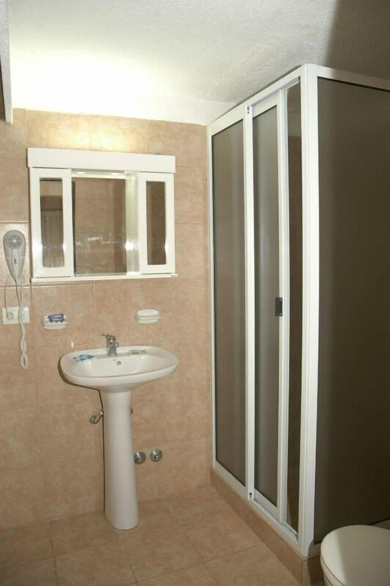 Equipamiento de Habitación Hotel Victoria