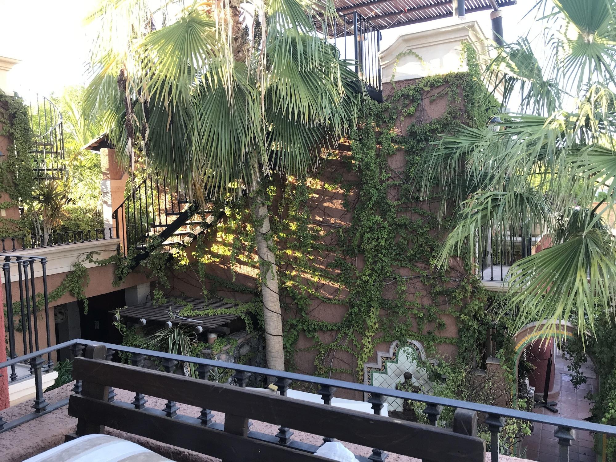 Vista Exterior Posada del Cortes Hotel
