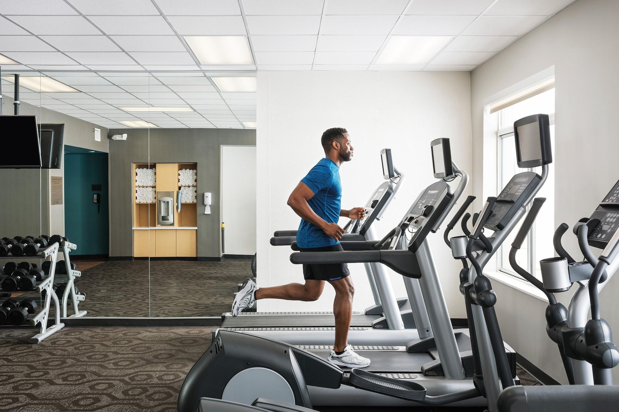 Gimnasio Fairfield Inn & Suites Anaheim North/Buena Park.