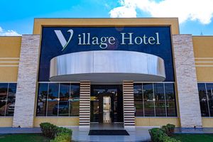Alojamiento - Village Hotel