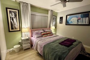 Alquiler Vacacional - Modern, fully upgraded 4BR/2BA home in central Mira Mesa, San Diego.