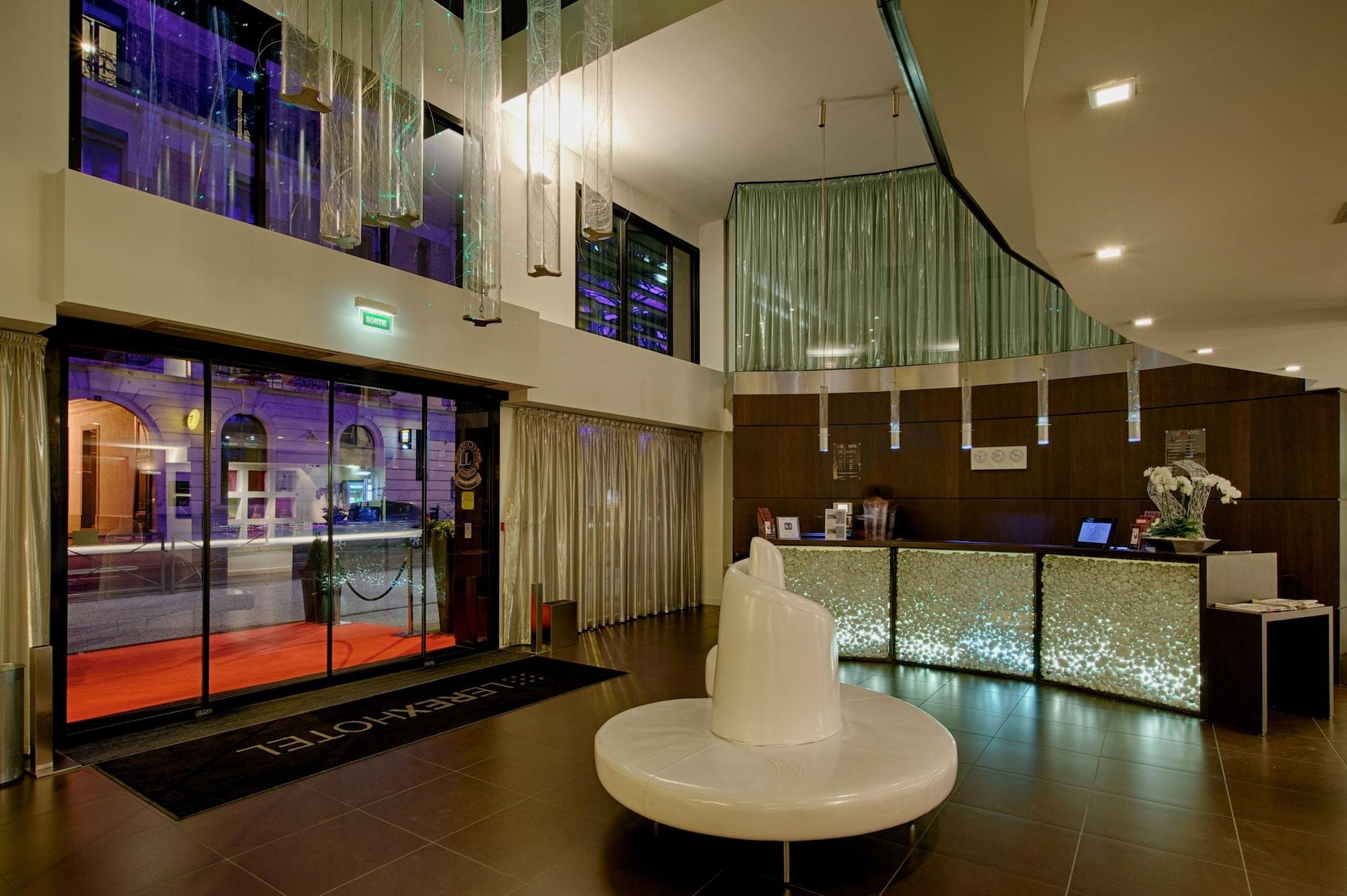 Vista Lobby Le Rex Hotel