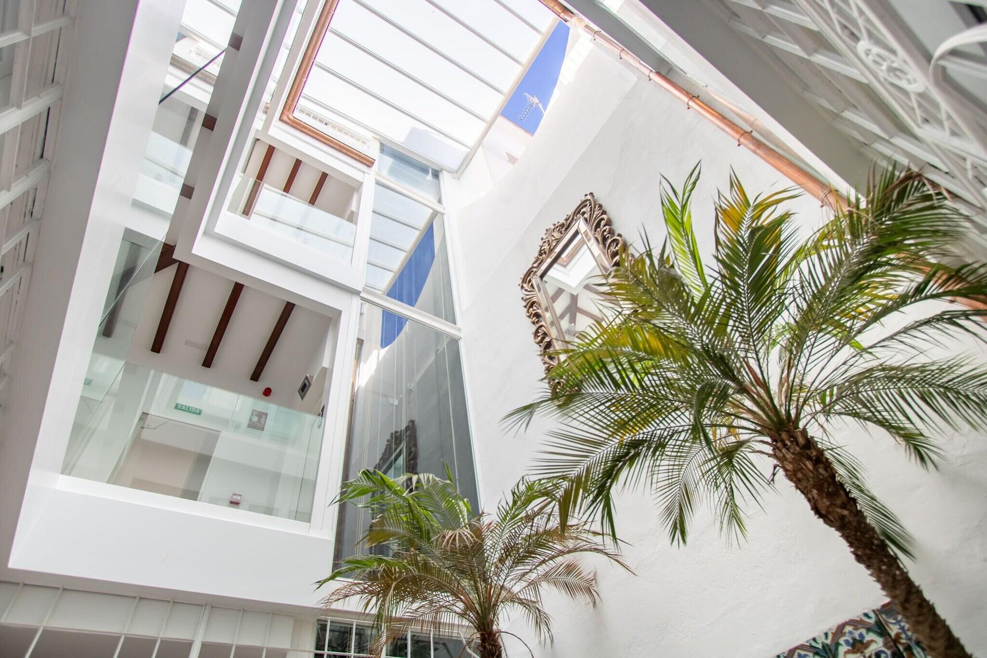 Vista Lobby Harinas Central Apartments by Valcambre