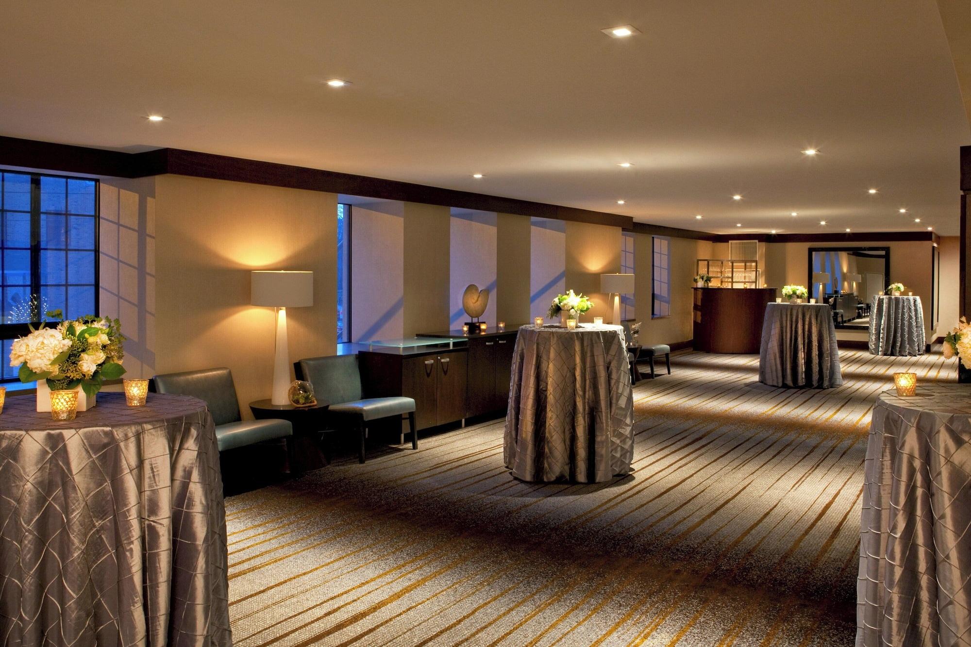 Vista Lobby The Westin Portland Harborview