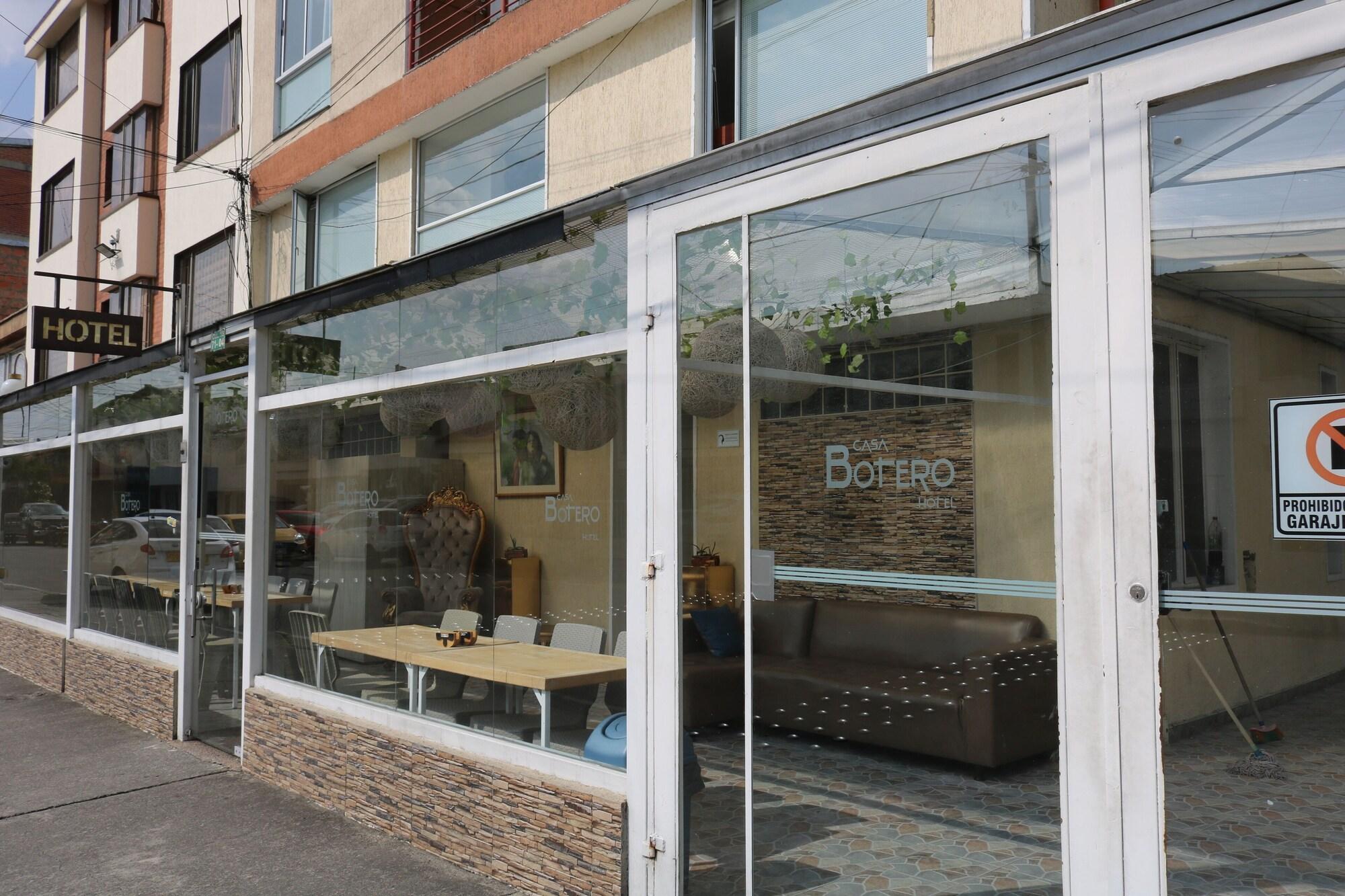 Vista Exterior Hotel Casa Botero