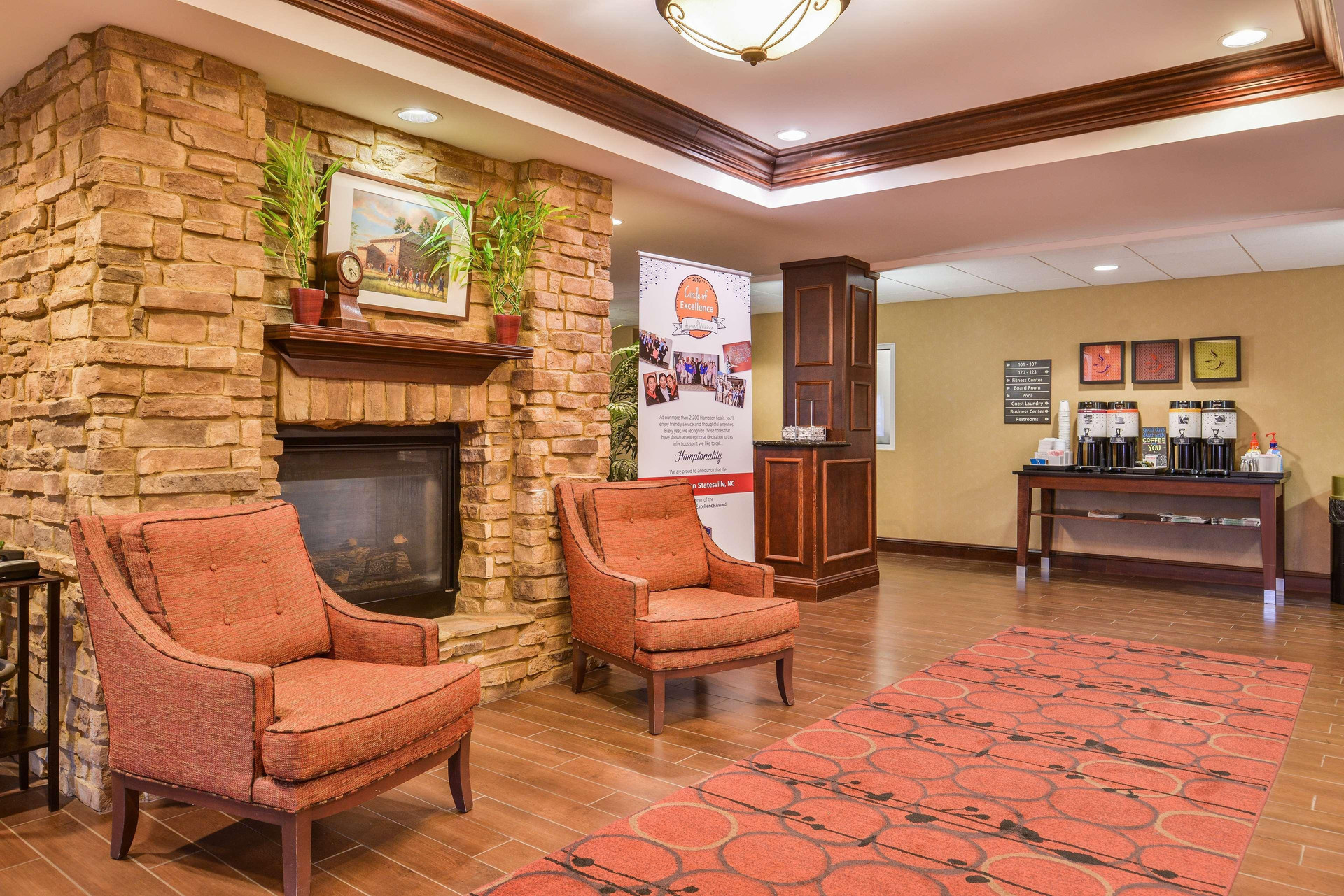 Vista Lobby Hampton Inn Statesville
