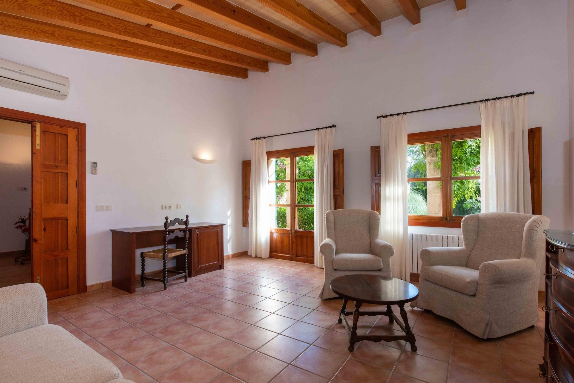 Habitación Finca Son Roig by Valentin
