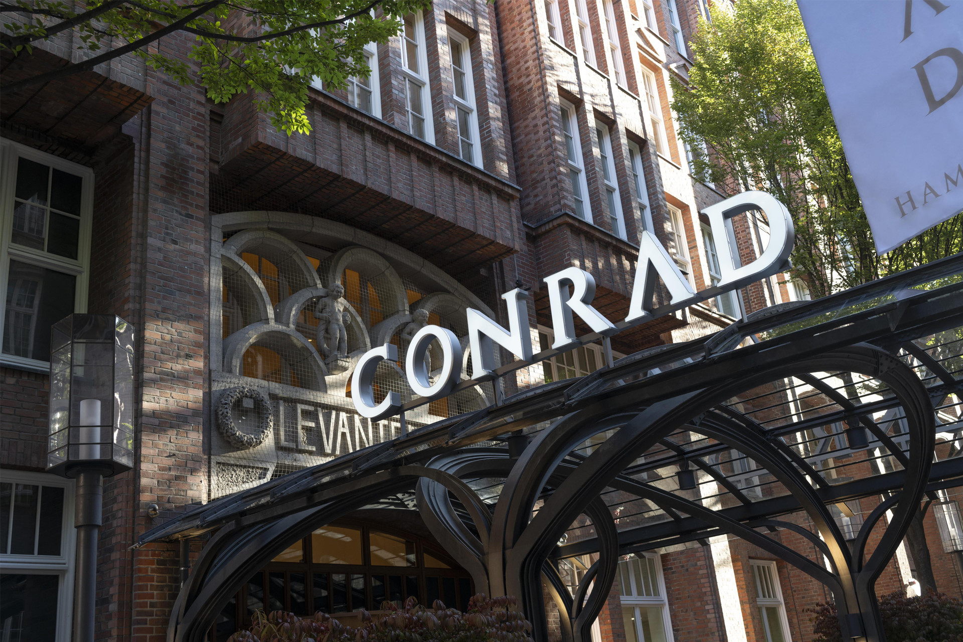 Vista Exterior Conrad Hamburg