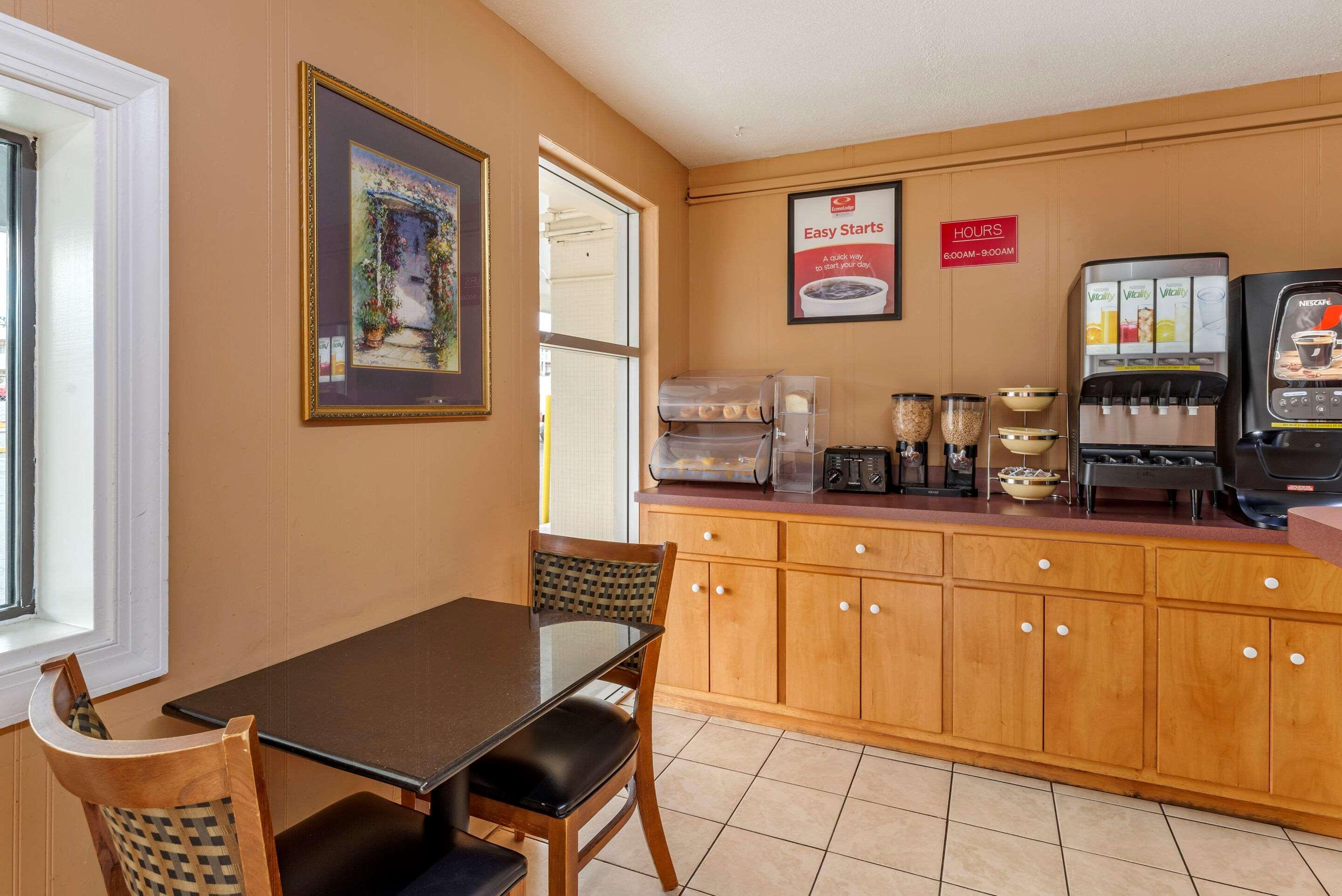 Restaurant Econo Lodge North