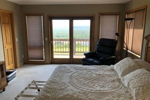 Alquiler Vacacional - Gorgeous Home overlooking Chippewa and Mississippi Rivers.