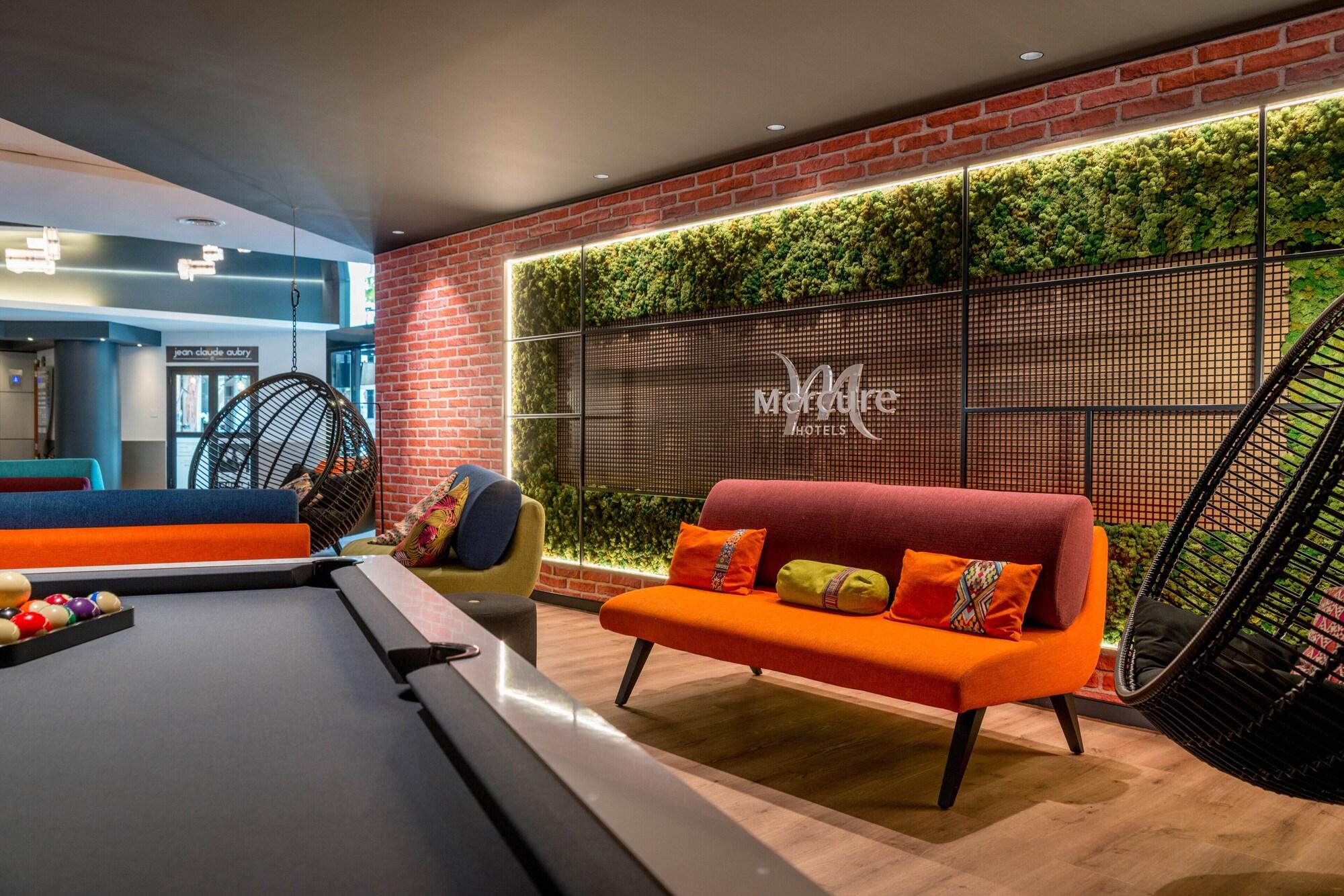 Vista Lobby Mercure Toulouse Centre Compans Hotel