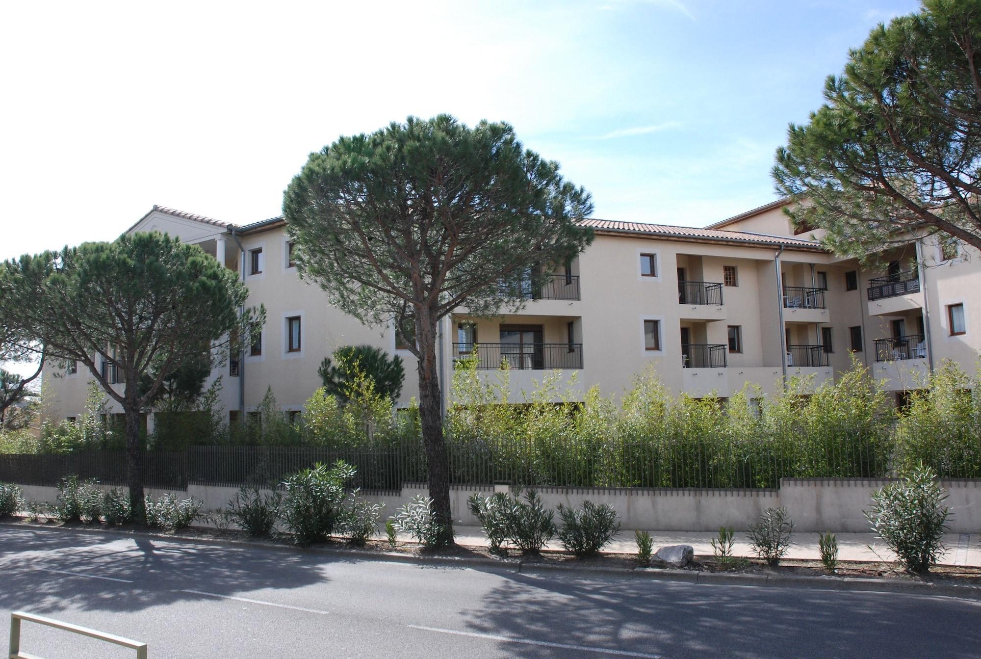 Vista Exterior UZES APPART HOTEL