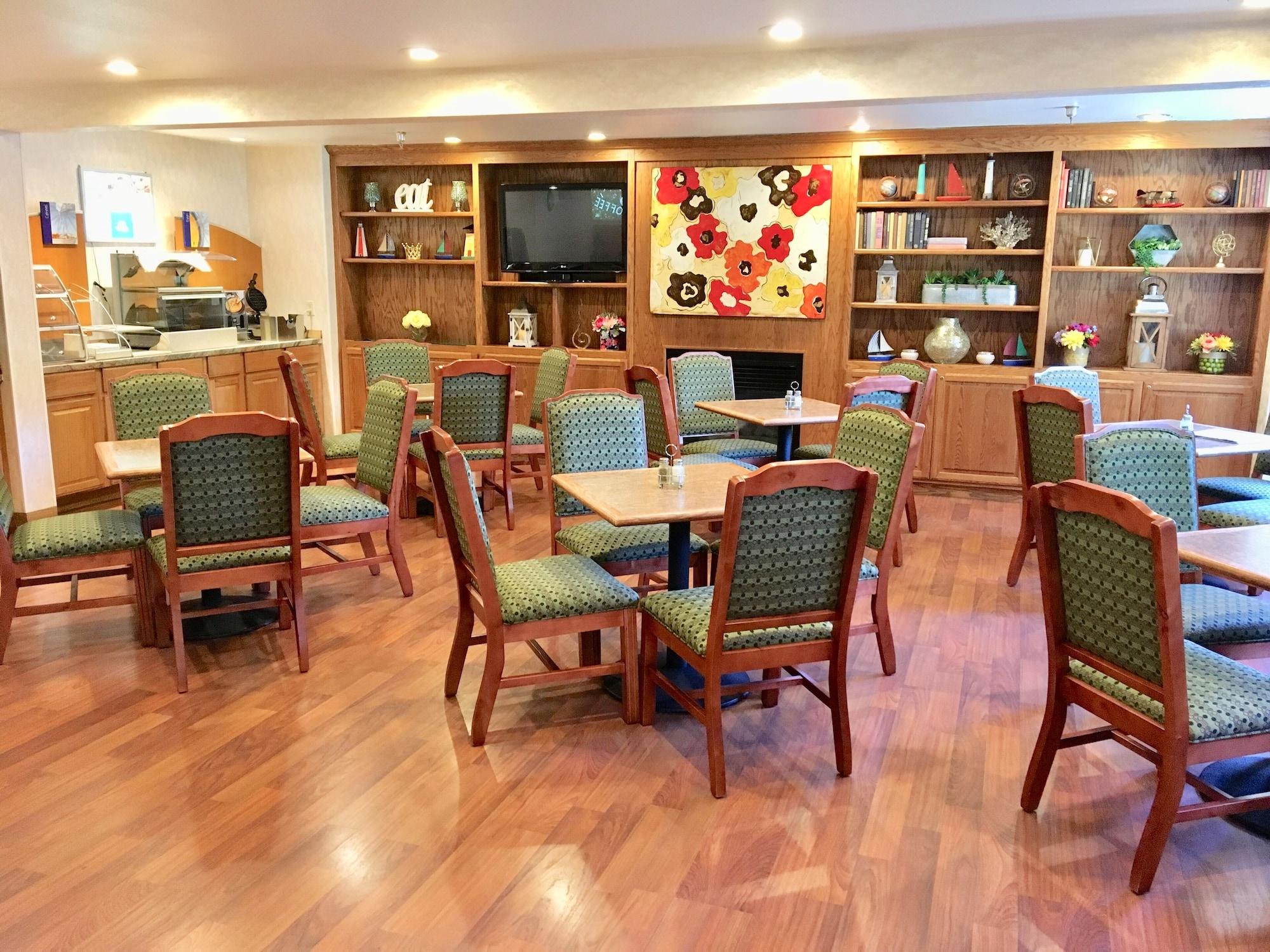 Restaurant GuestHouse Inn & Suites Hotel Poulsbo
