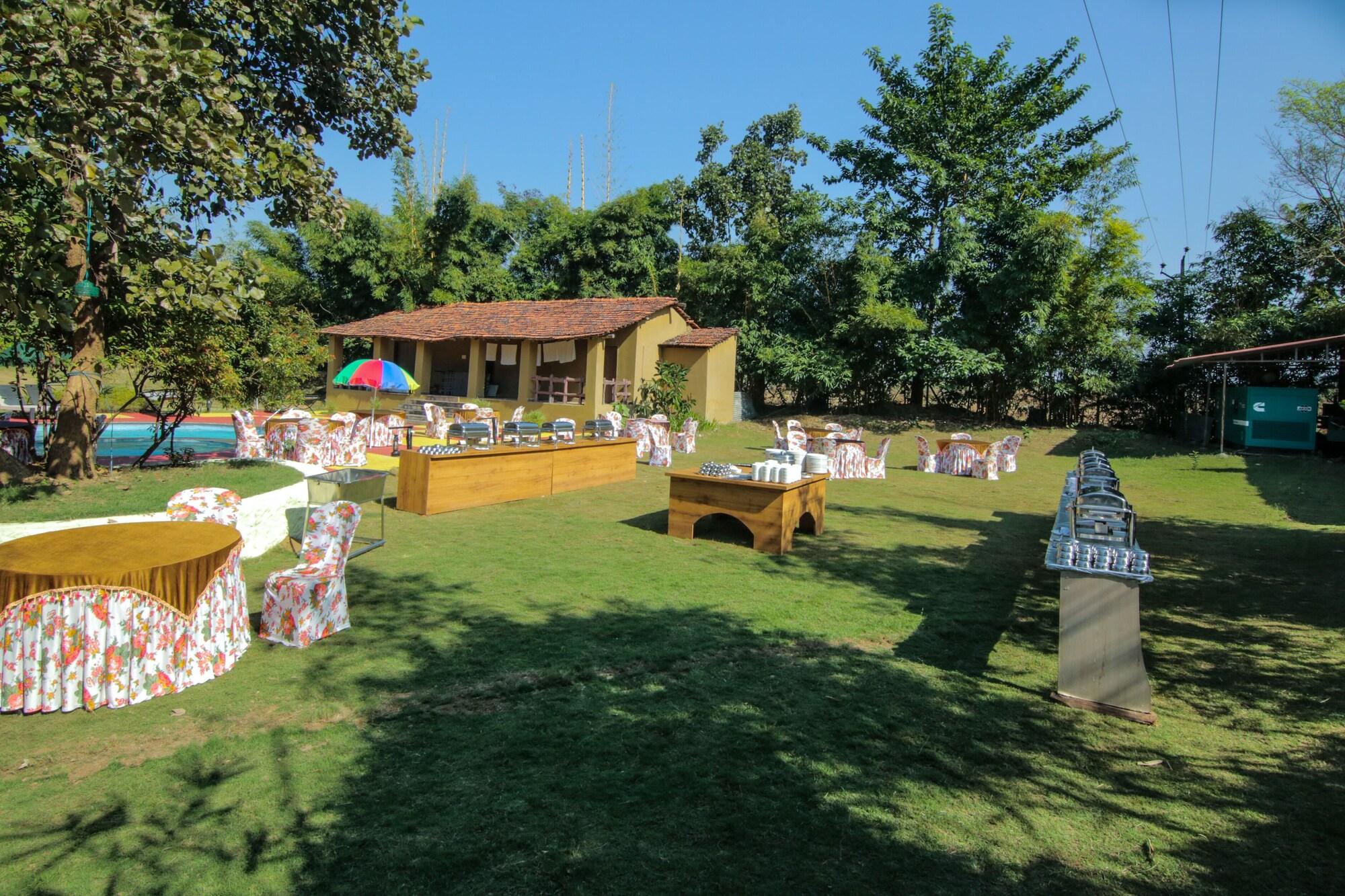 Equipamiento de Habitación Mogli Resorts Kanha