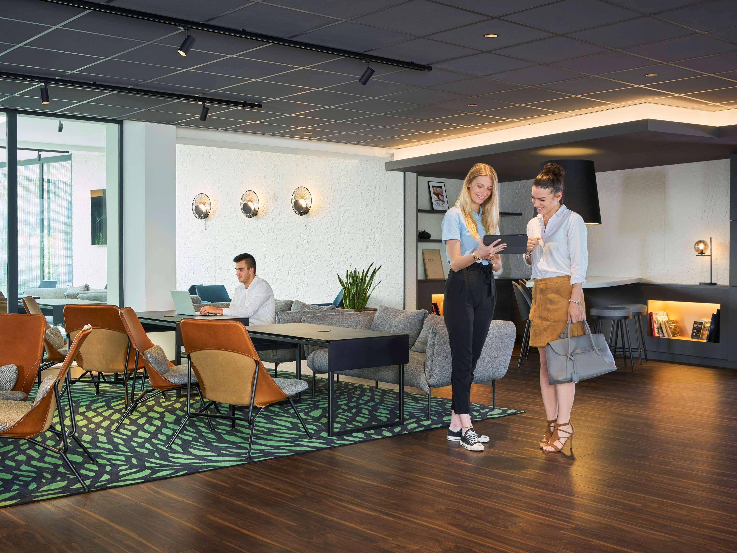 Instalaciones Recreativas Novotel Massy Palaiseau