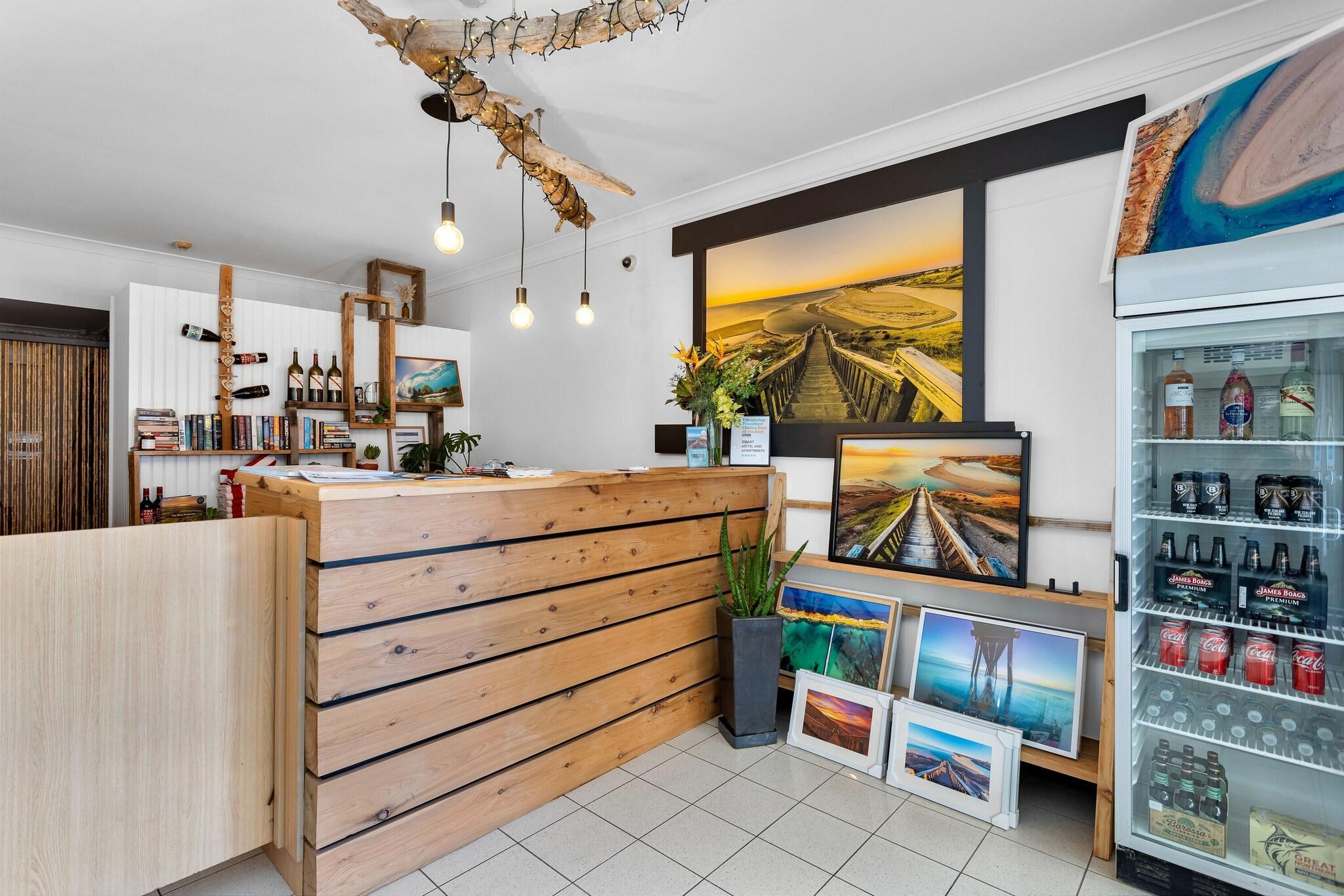 Vista Lobby Coast Motel And Apartments