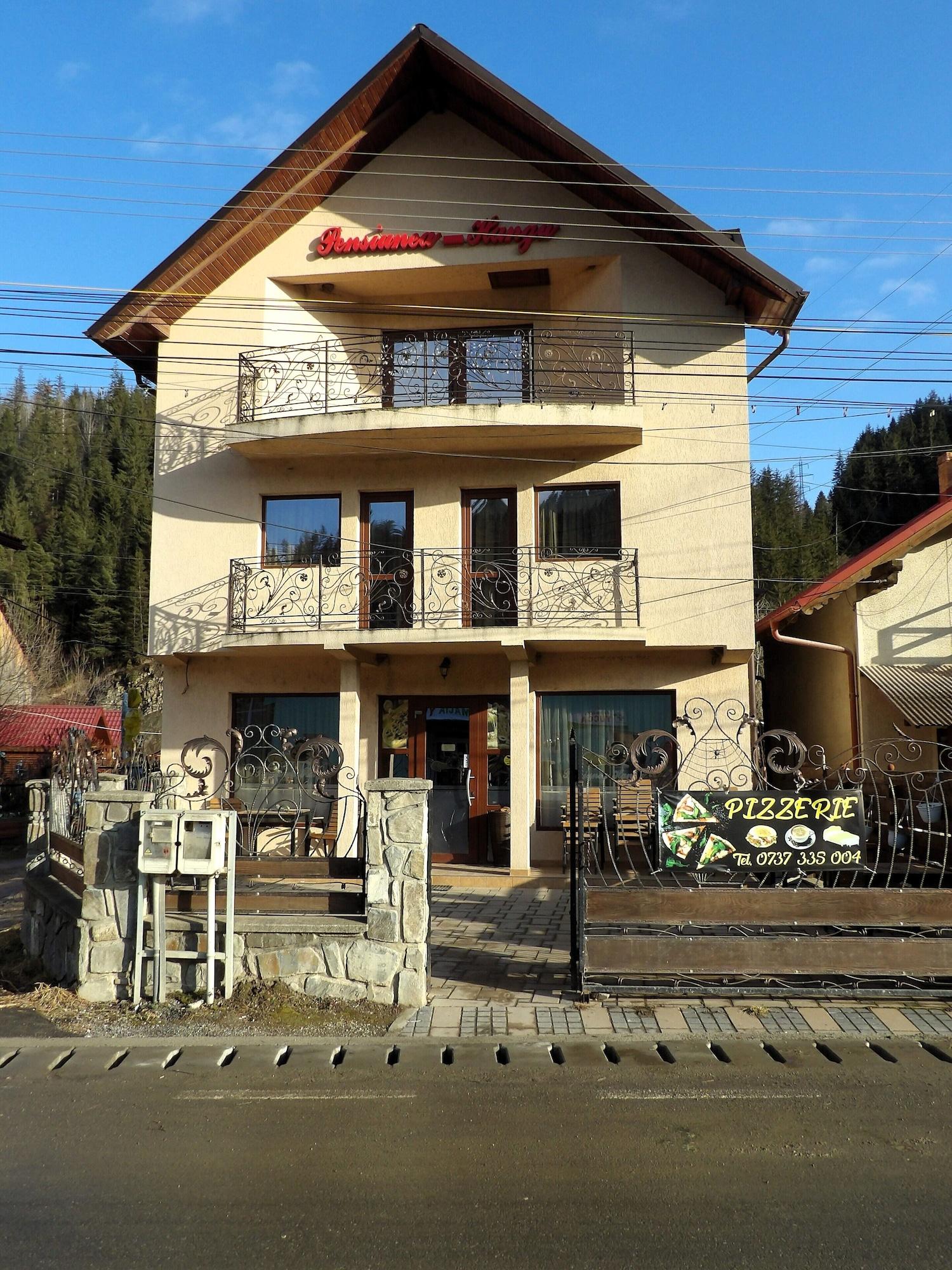 Varios Pensiunea Pizza House