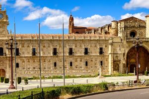 Actividad - Visita guiada por el convento de San Marcos