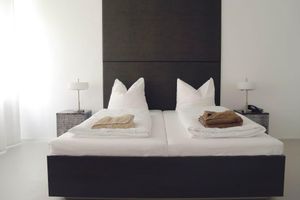 Alojamiento - Hotel Mons Am Goetheplatz