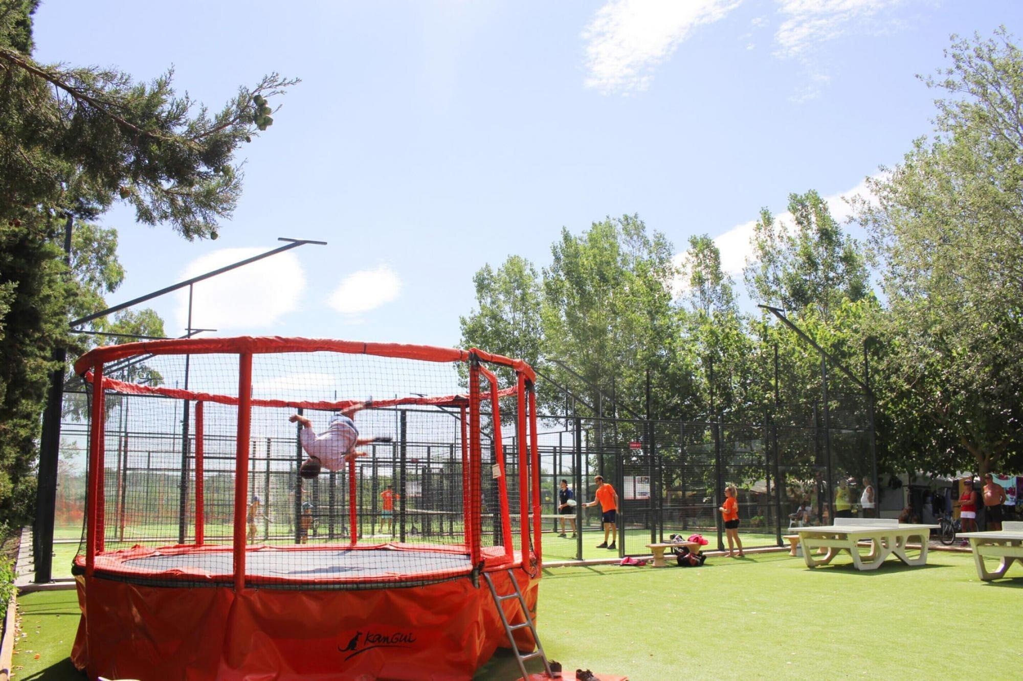 Instalaciones Recreativas Caravan Park Camping in Vias for 4