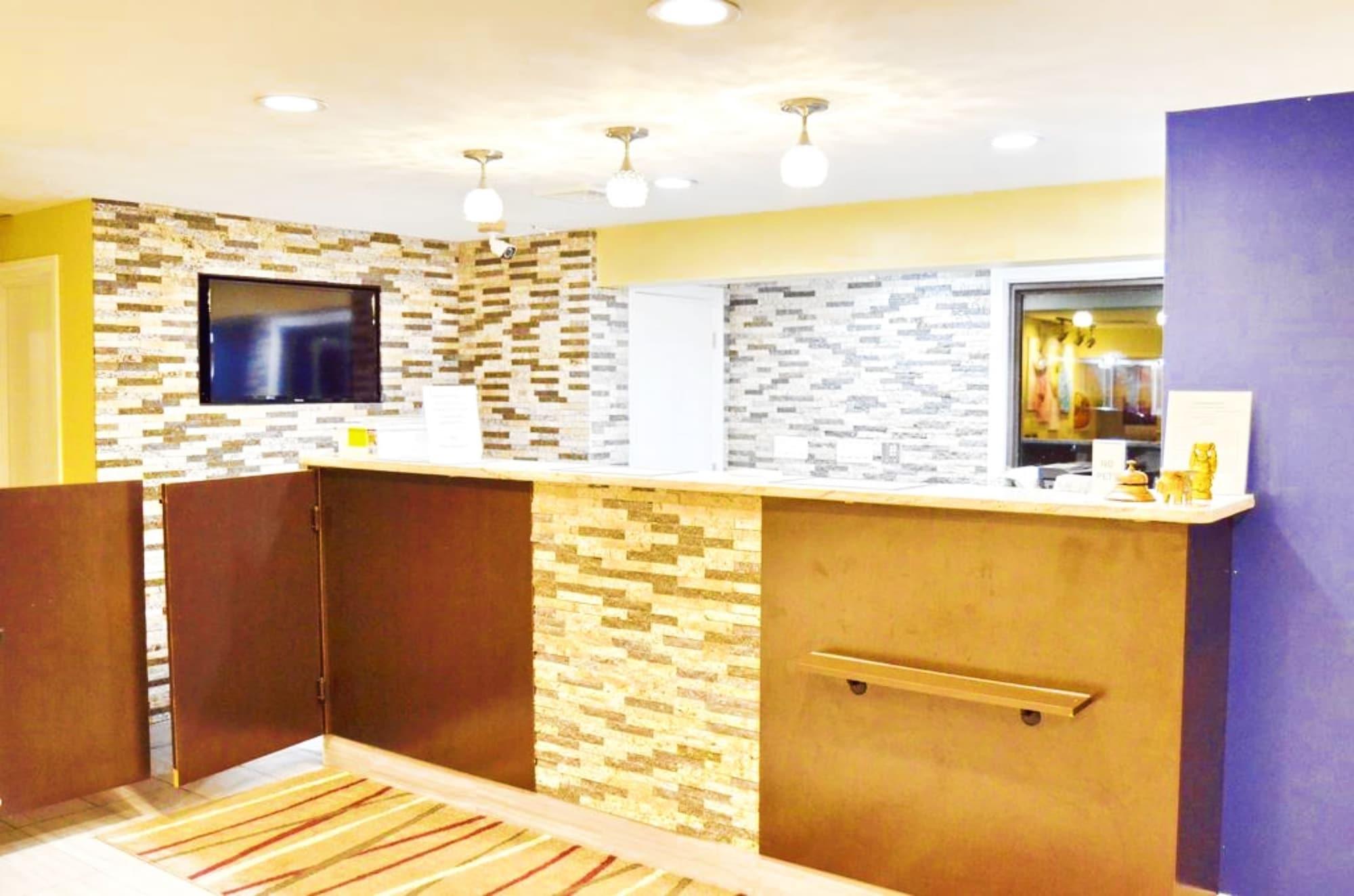 Vista Lobby Flagship Inn And Suites