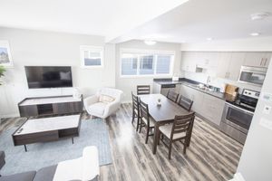 Renta Vacacional - Bright Modern 4bed 2bath Townhouse With Parking