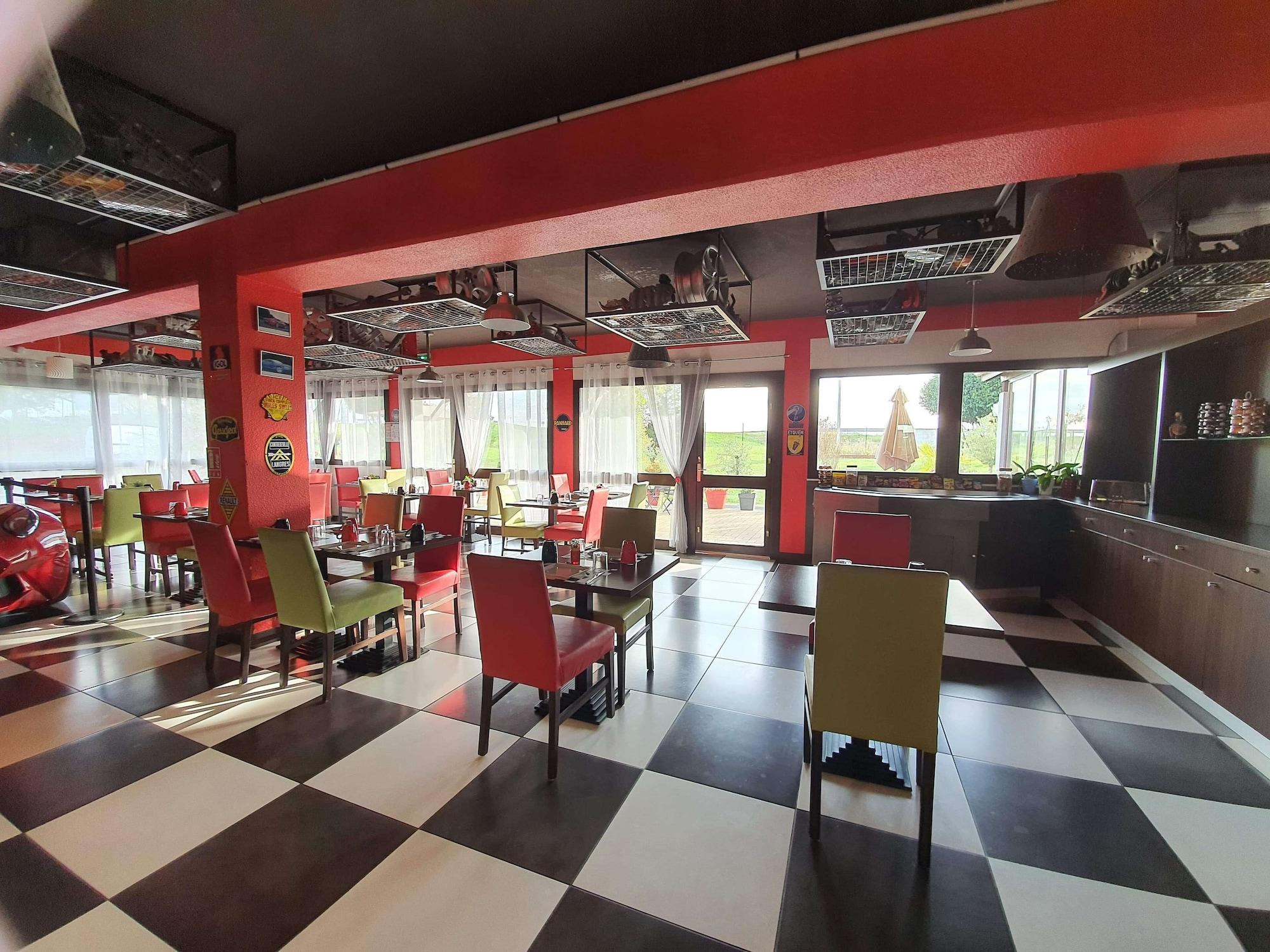 Restaurant Enzo Hotels Cannes Ecluse by Kyriad Direct