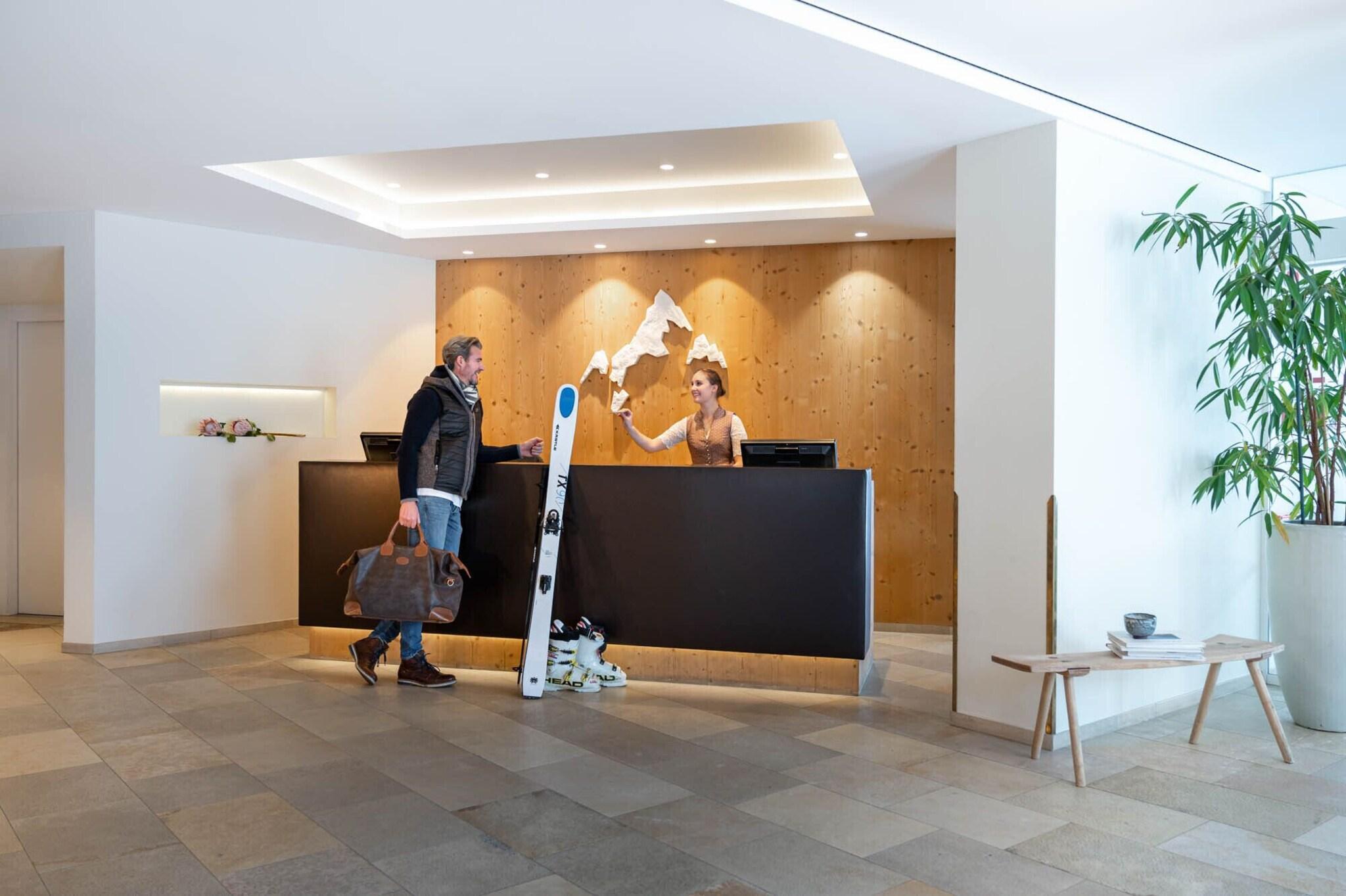 Vista Lobby Sporthotel Silvretta Montafon