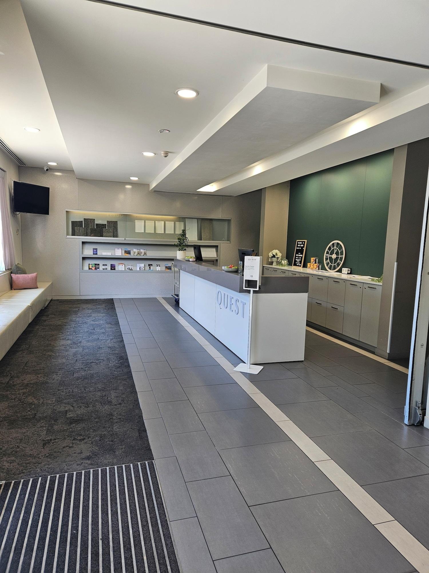 Vista Lobby Quest Albury