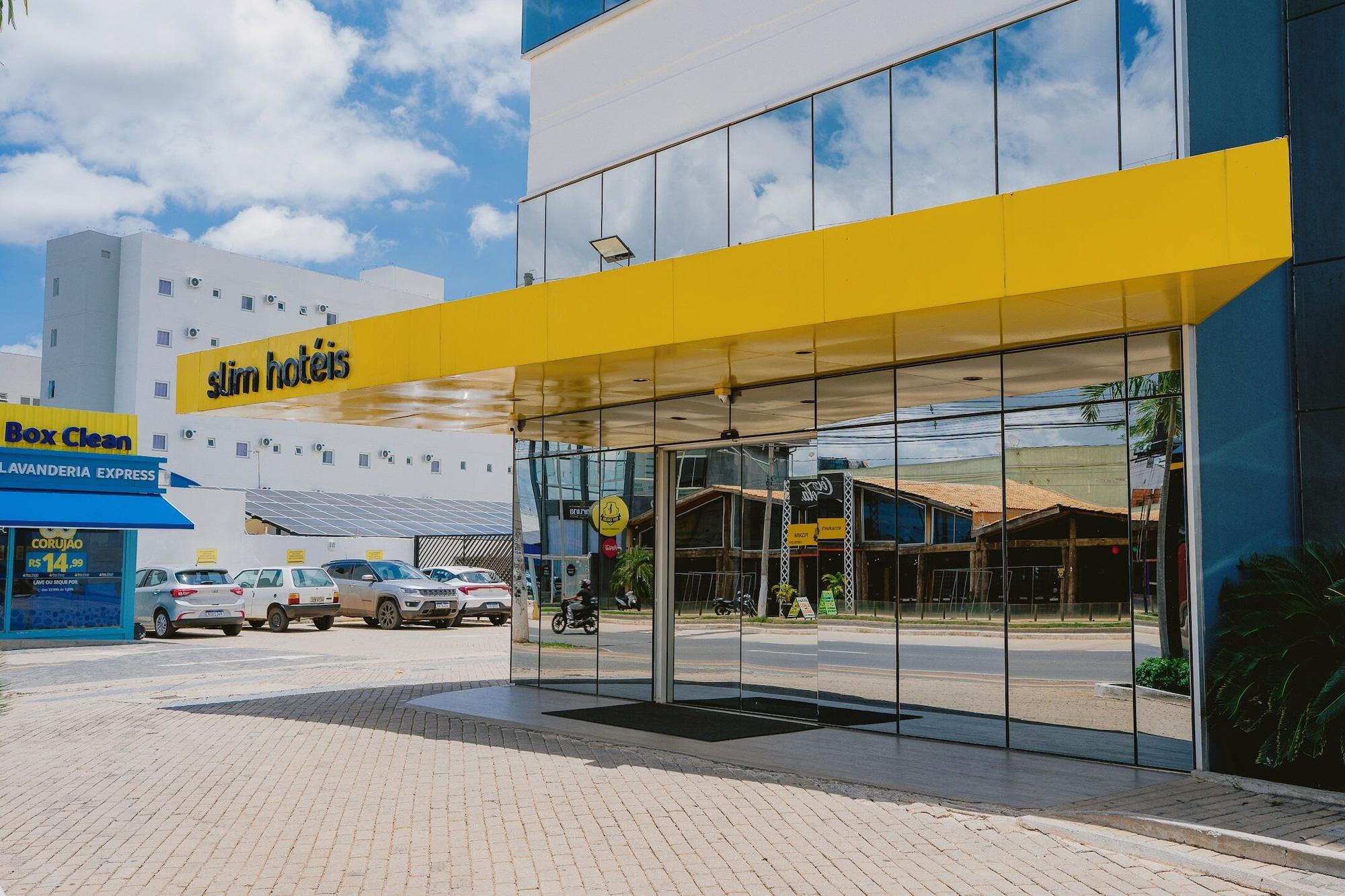 Vista Exterior SLIM Cuiabá Aeroporto