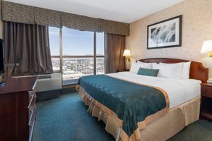 Alojamiento - Ramada by Wyndham Reno Hotel and Casino