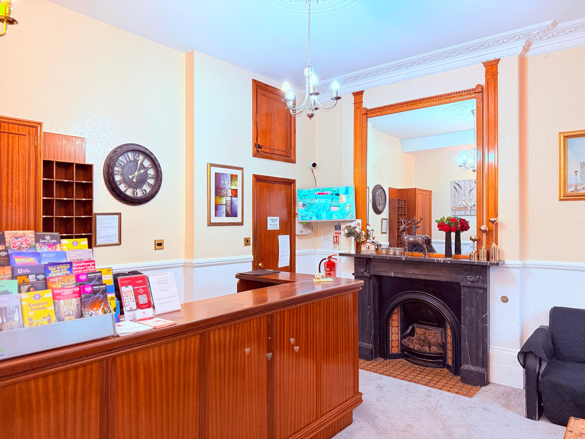 Vista Lobby Europa House Hotel