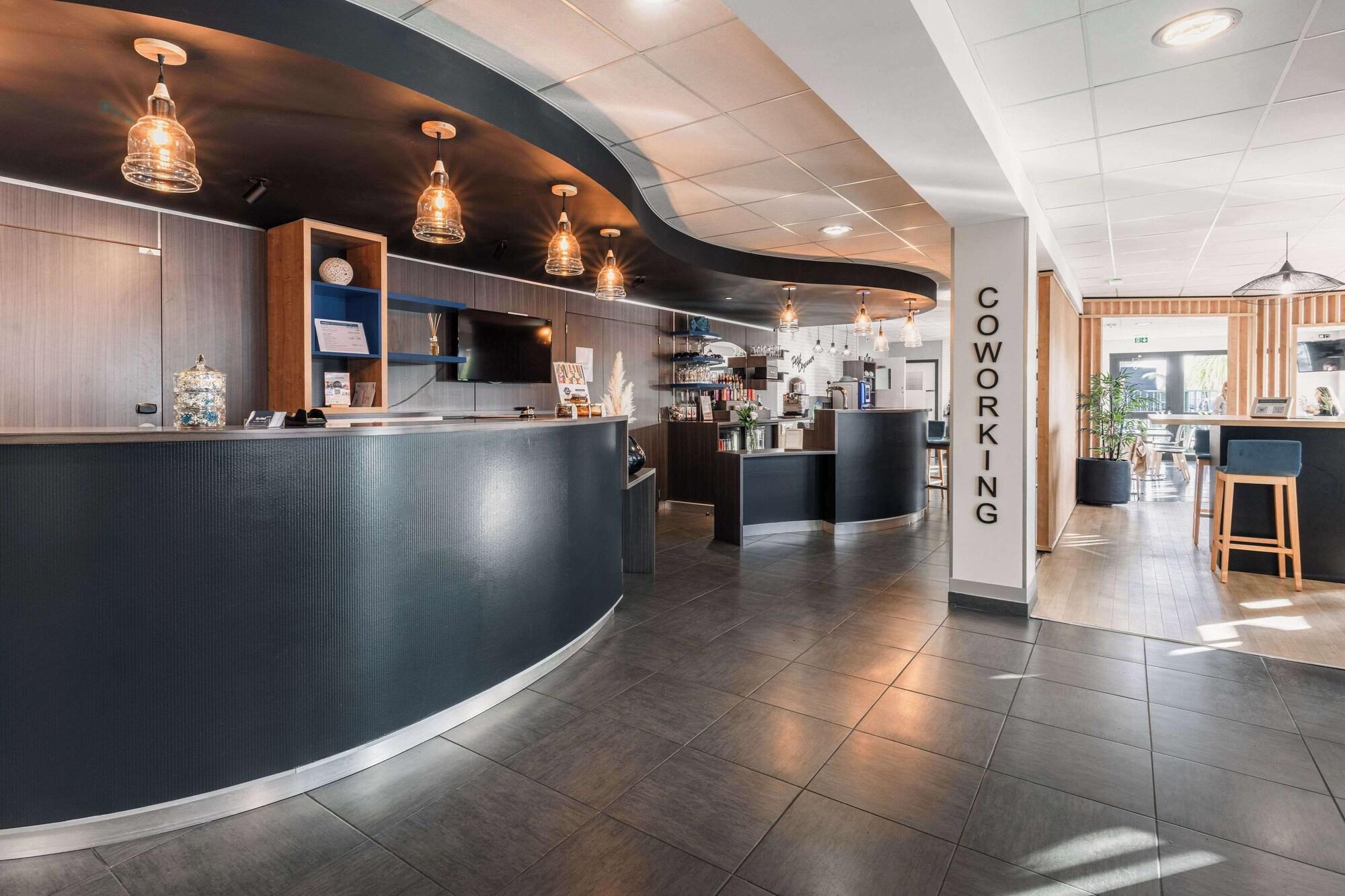 Vista Lobby Kyriad Saint Brieuc - Tregueux