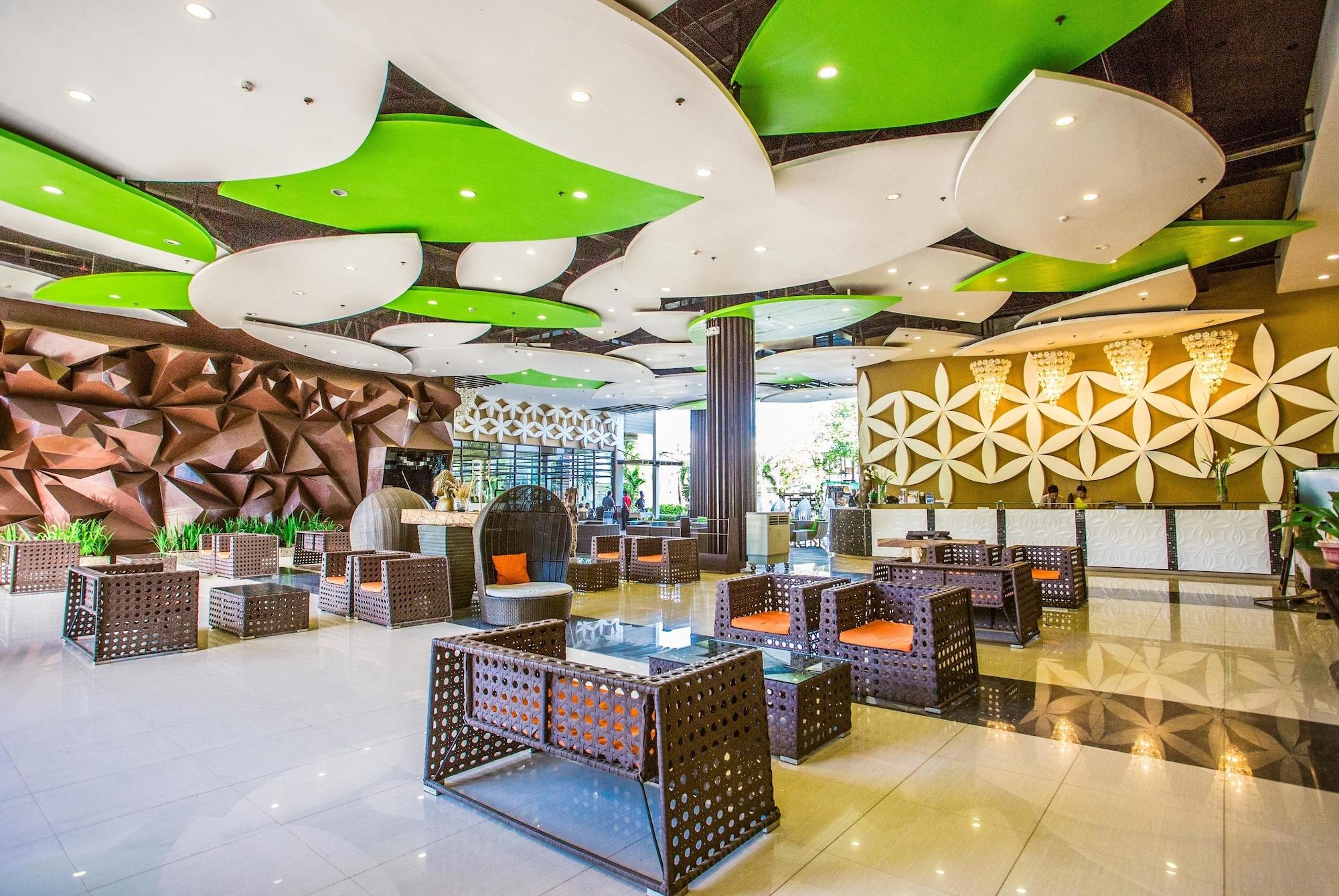 Vista Lobby Aziza Paradise Hotel