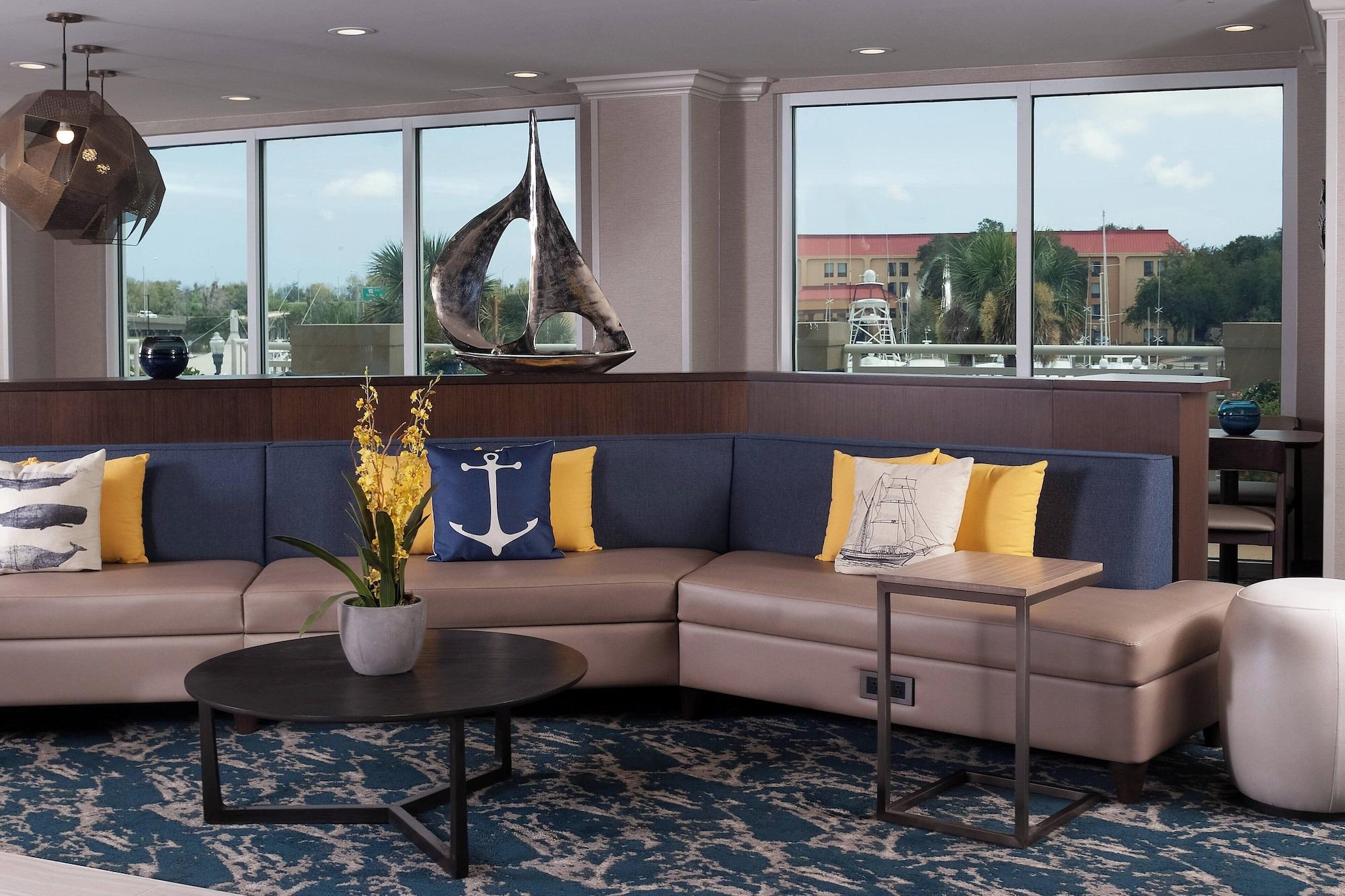 Vista Lobby SpringHill Suites Charleston Riverview