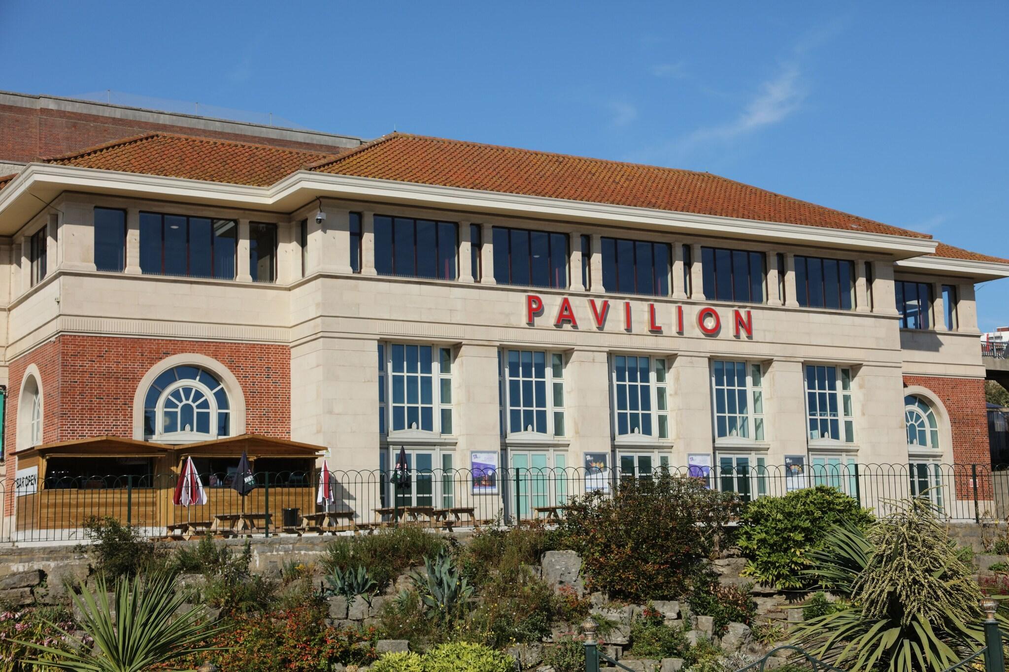 Vista Exterior The Norfolk Royale Hotel