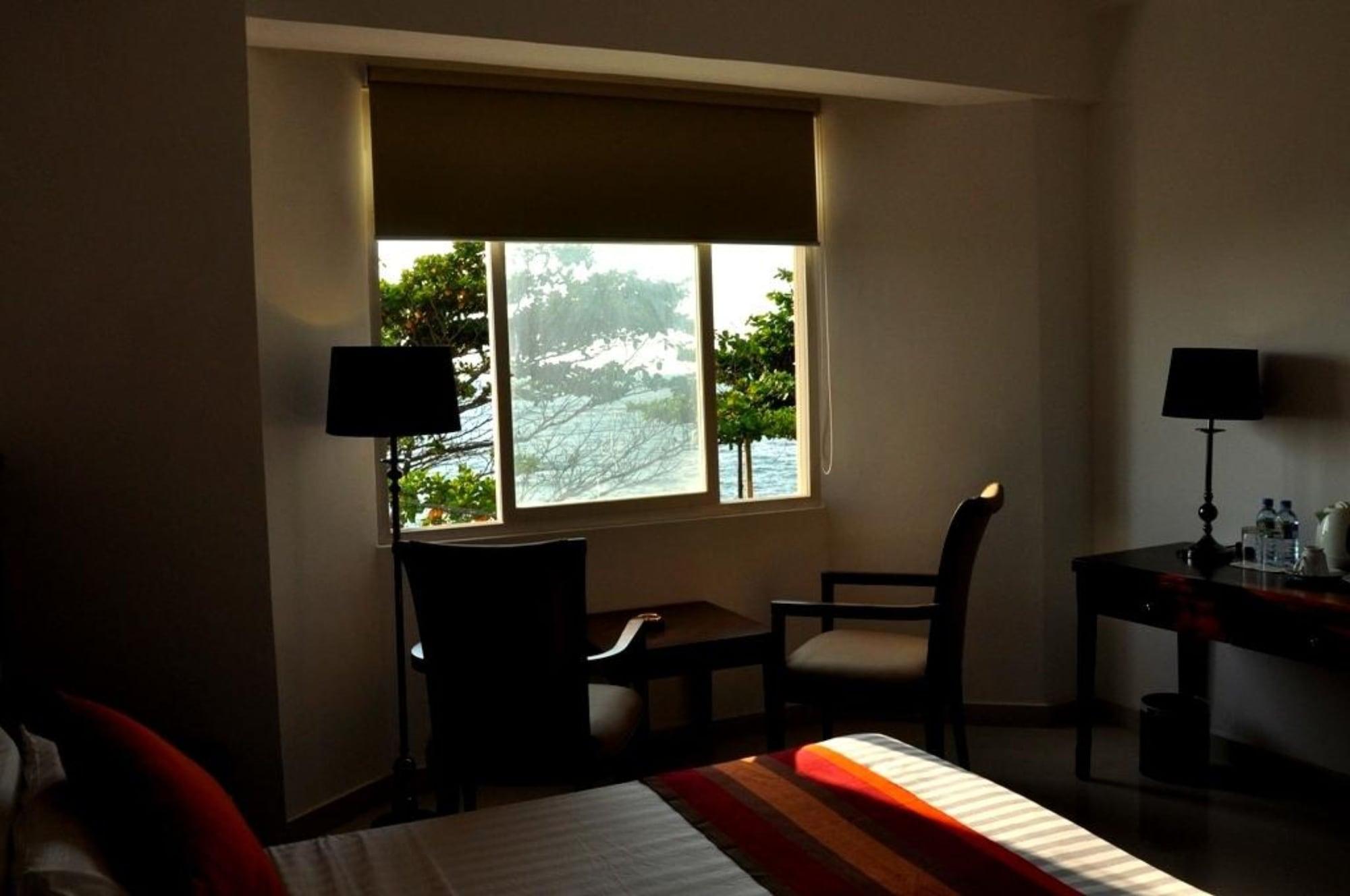 Equipamiento de Habitación Sai Sea City Hotel