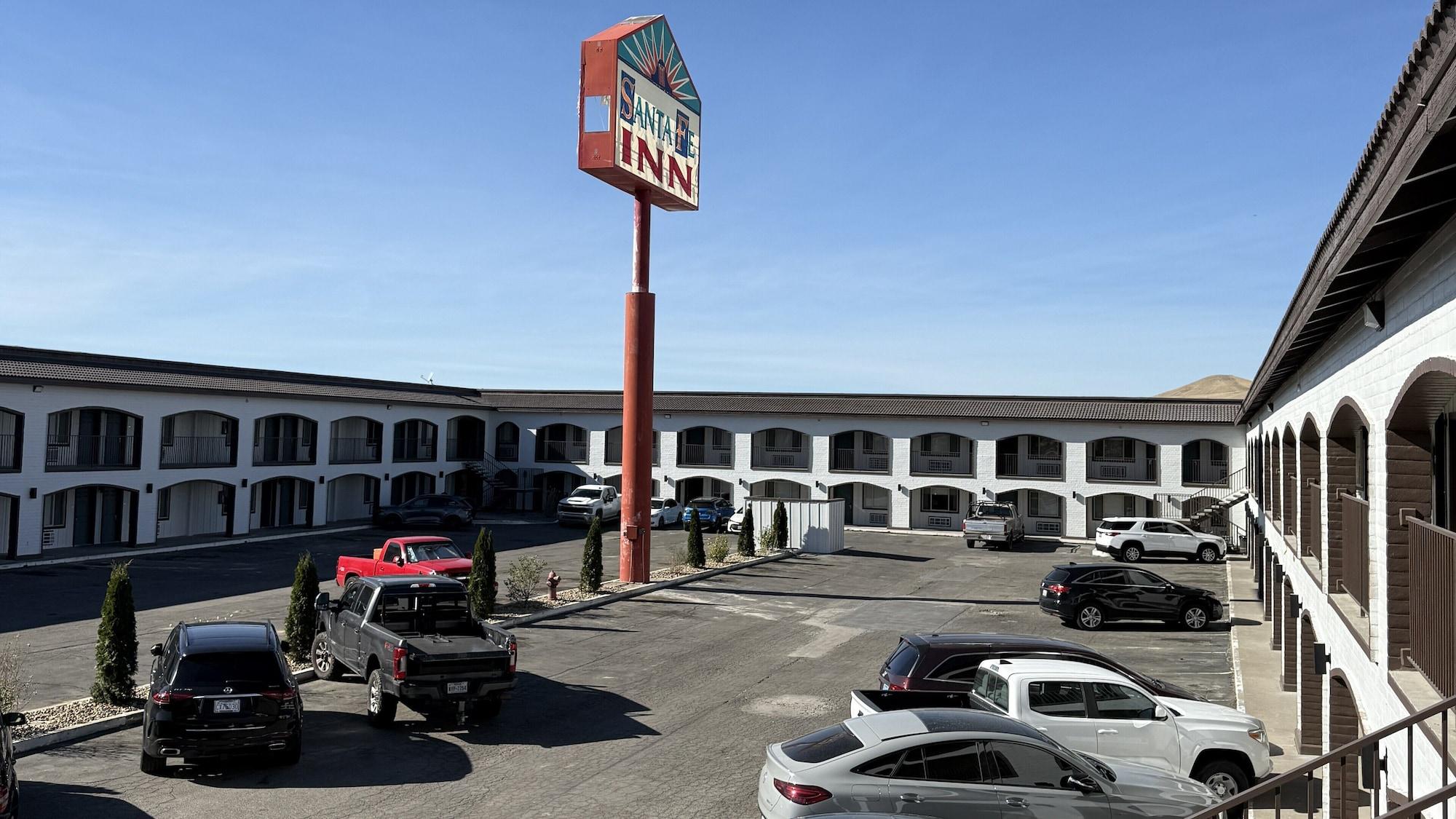 Vista Exterior Rodeway Inn Winnemucca