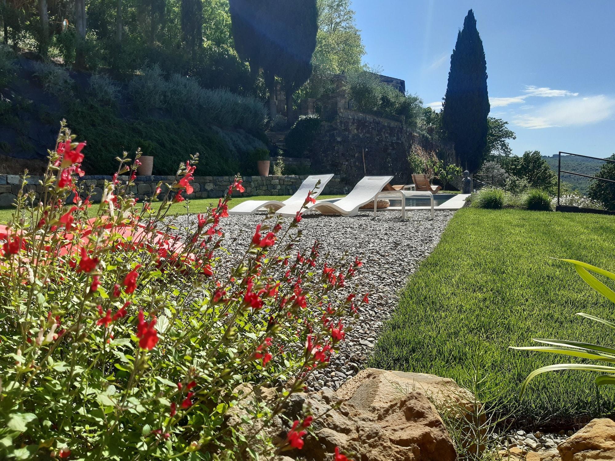 Vista da fachada Il Burellino Wine & Resort