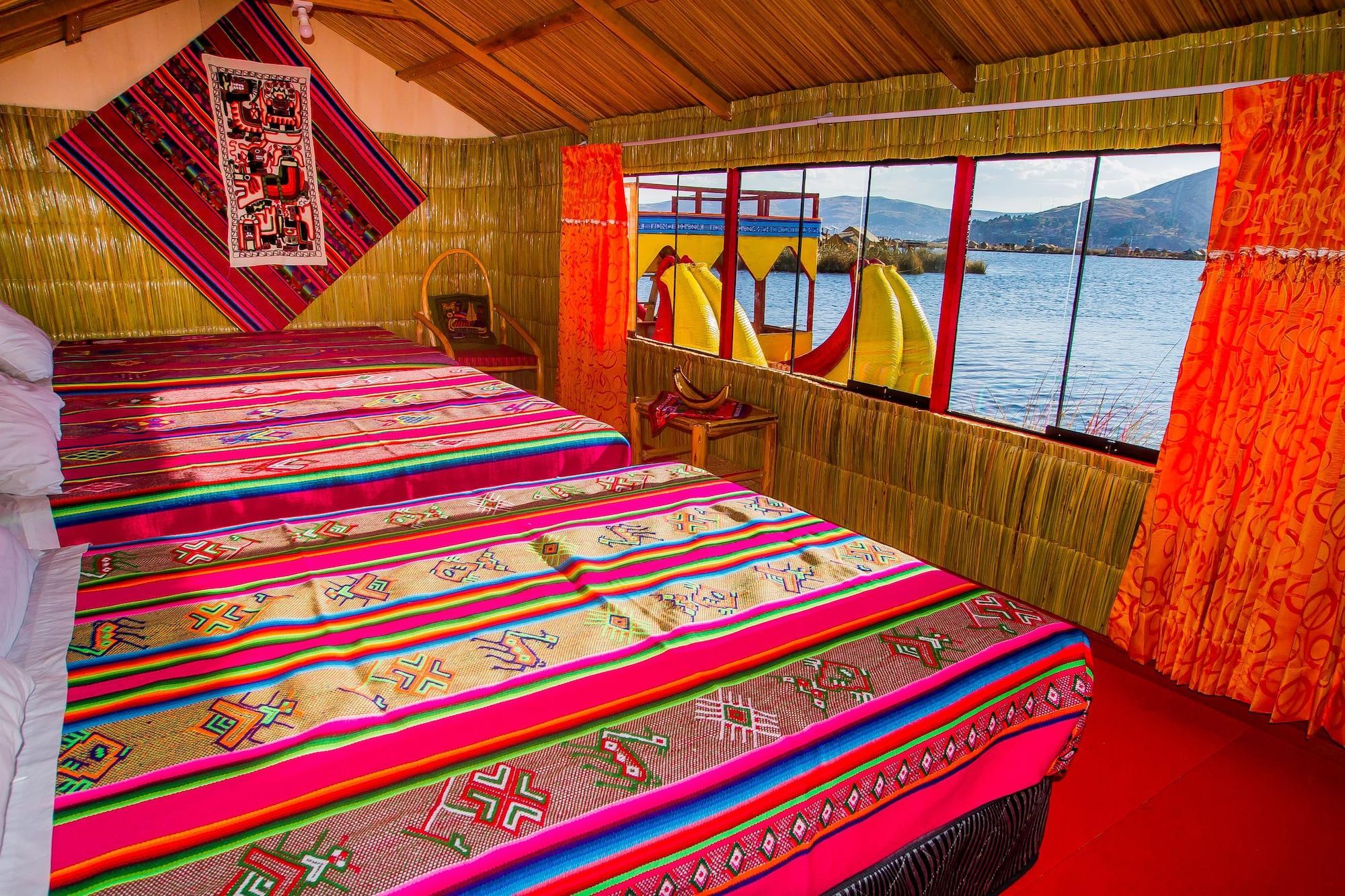 Vista Lobby Uros Qhota Uta Lodge
