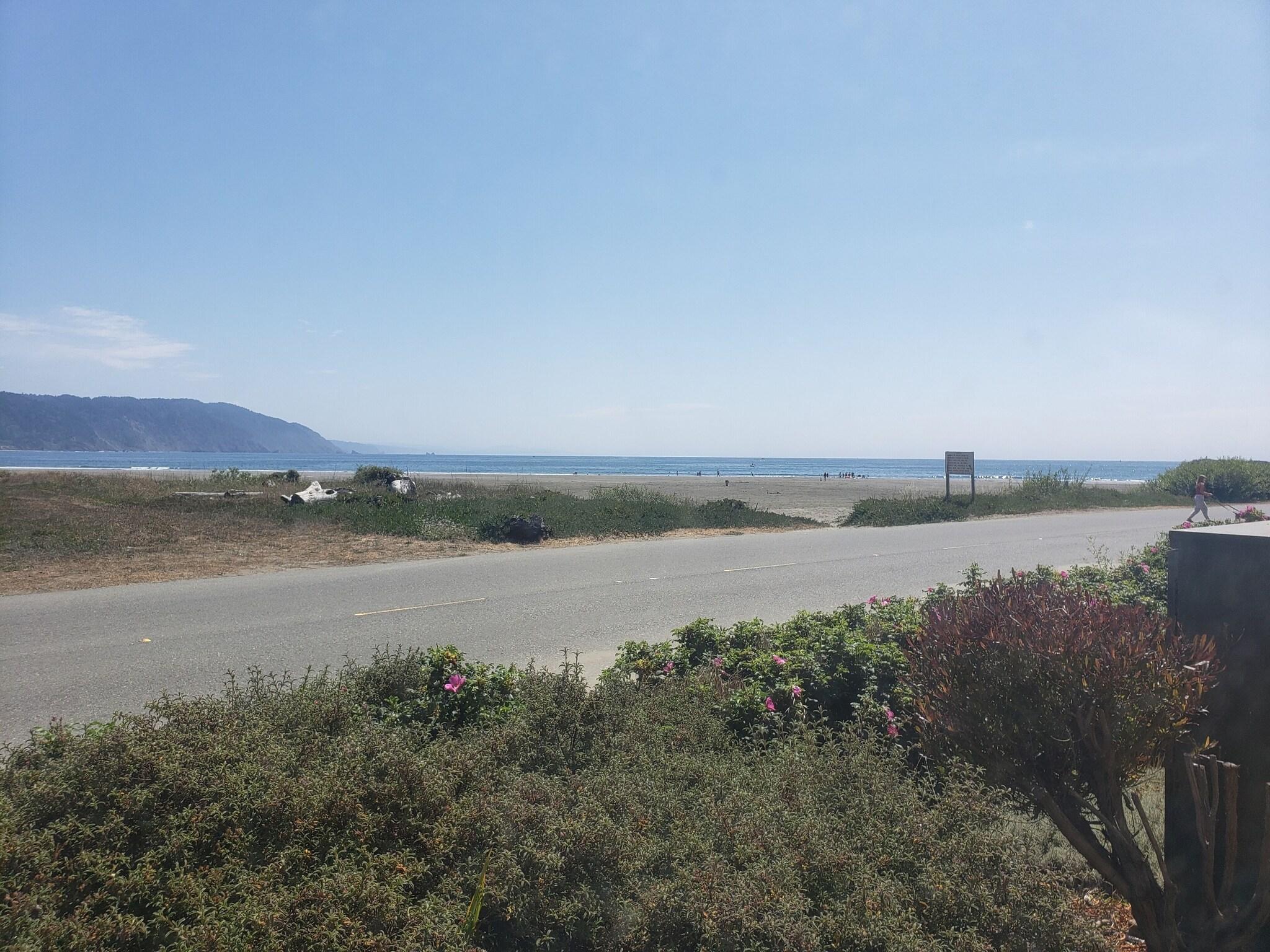 Playa Anchor Beach Inn